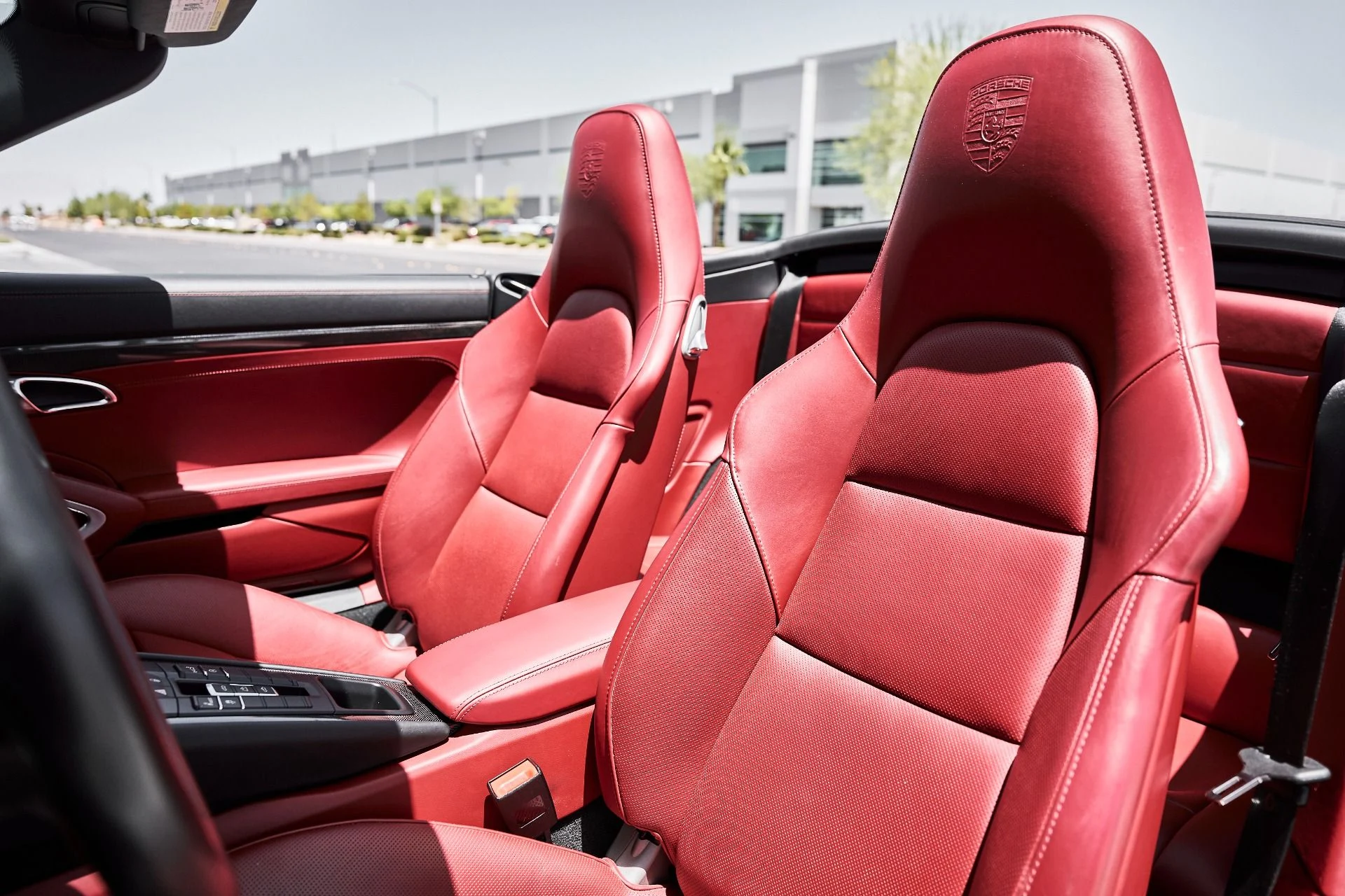 mph041_2448780260_Used_2019_Porsche_911_Turbo_S_1781225443_b61ef50738
