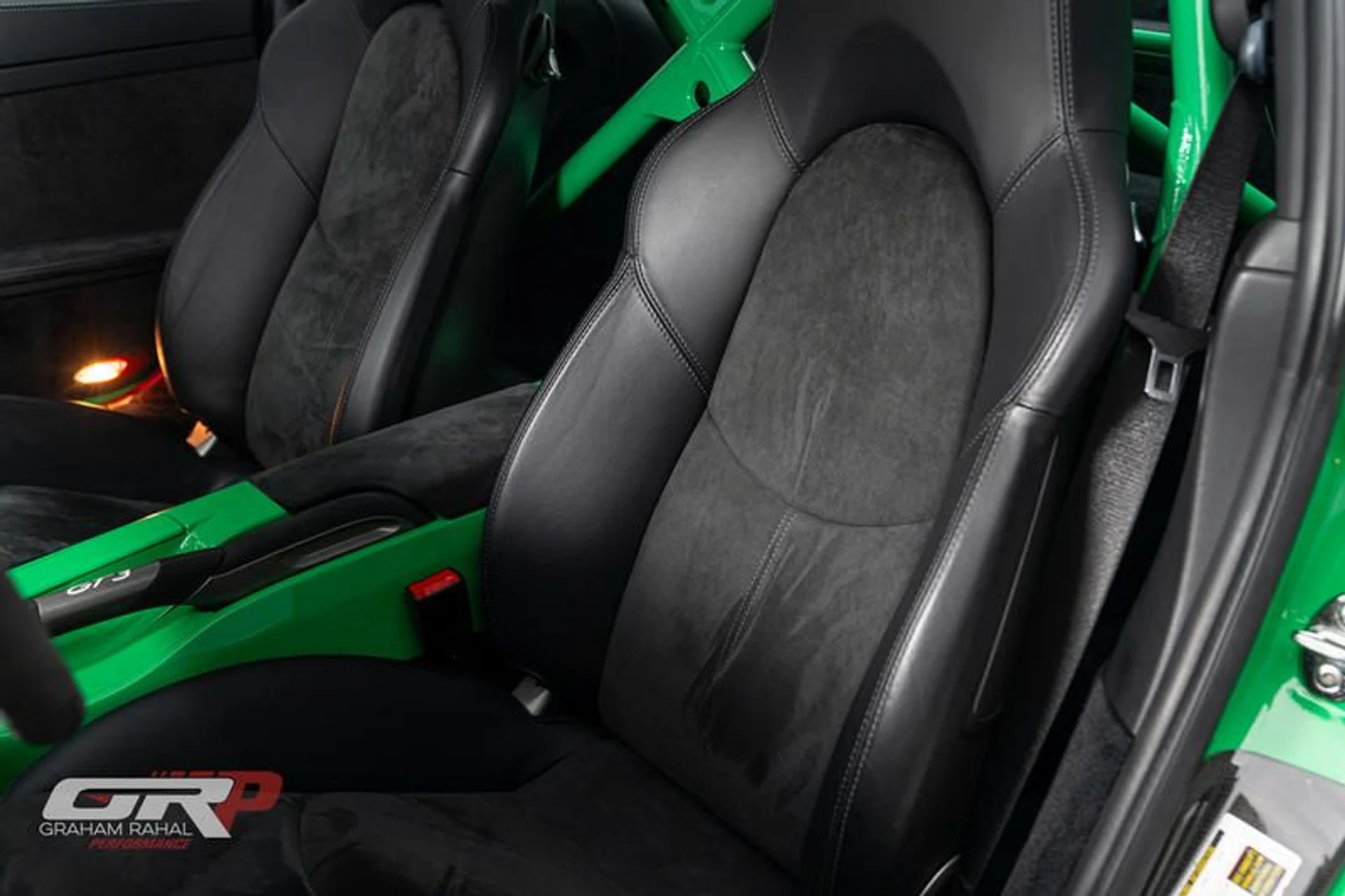 mph041_2452841470_F955_AA_6_D_164_E_479_F_BF_20_40_FF_64858210_6123dec9b5