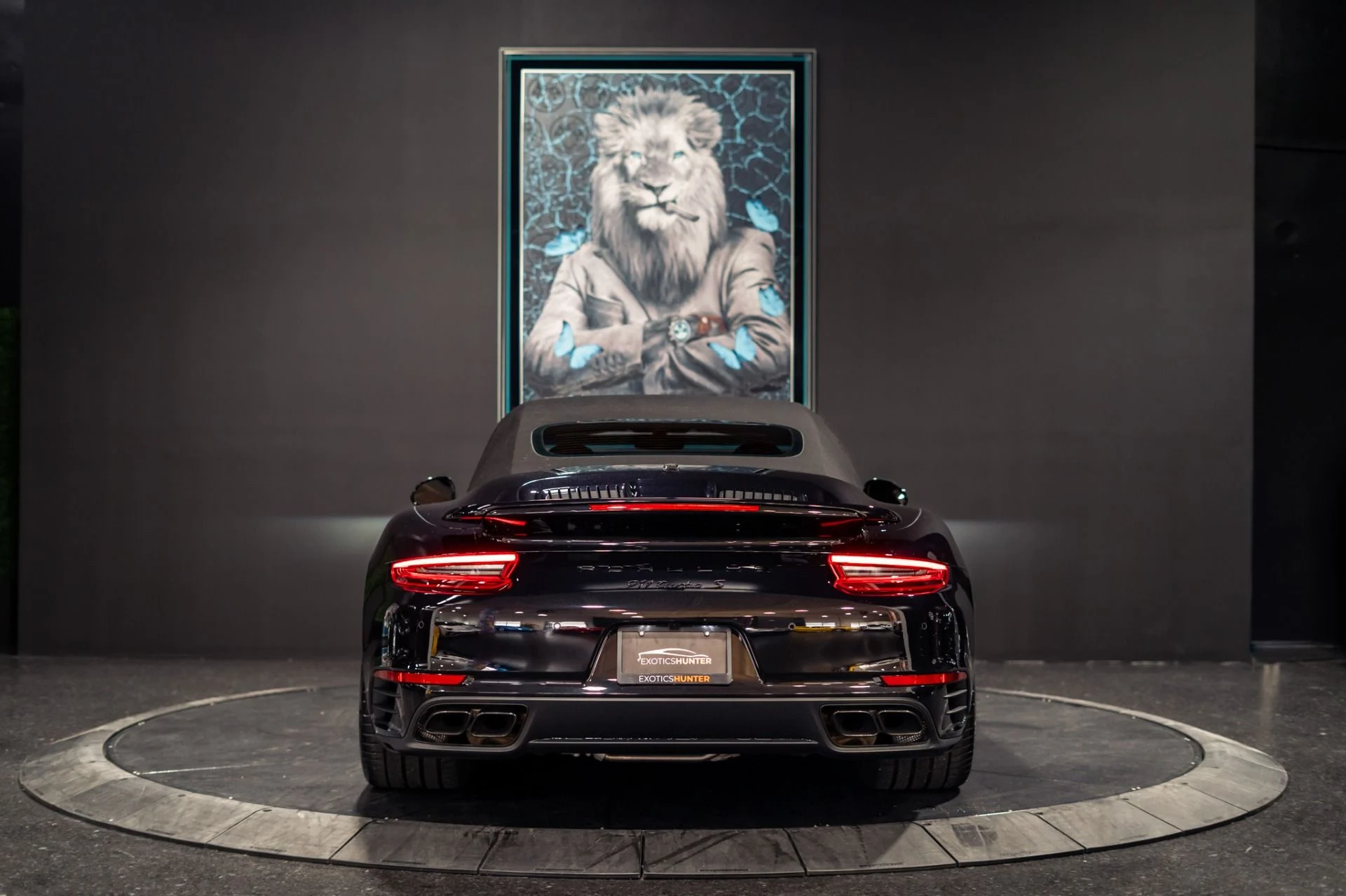 mph041_2471086400_Used_2017_Porsche_911_Turbo_S_Cabriolet_1784650214_caf003497f