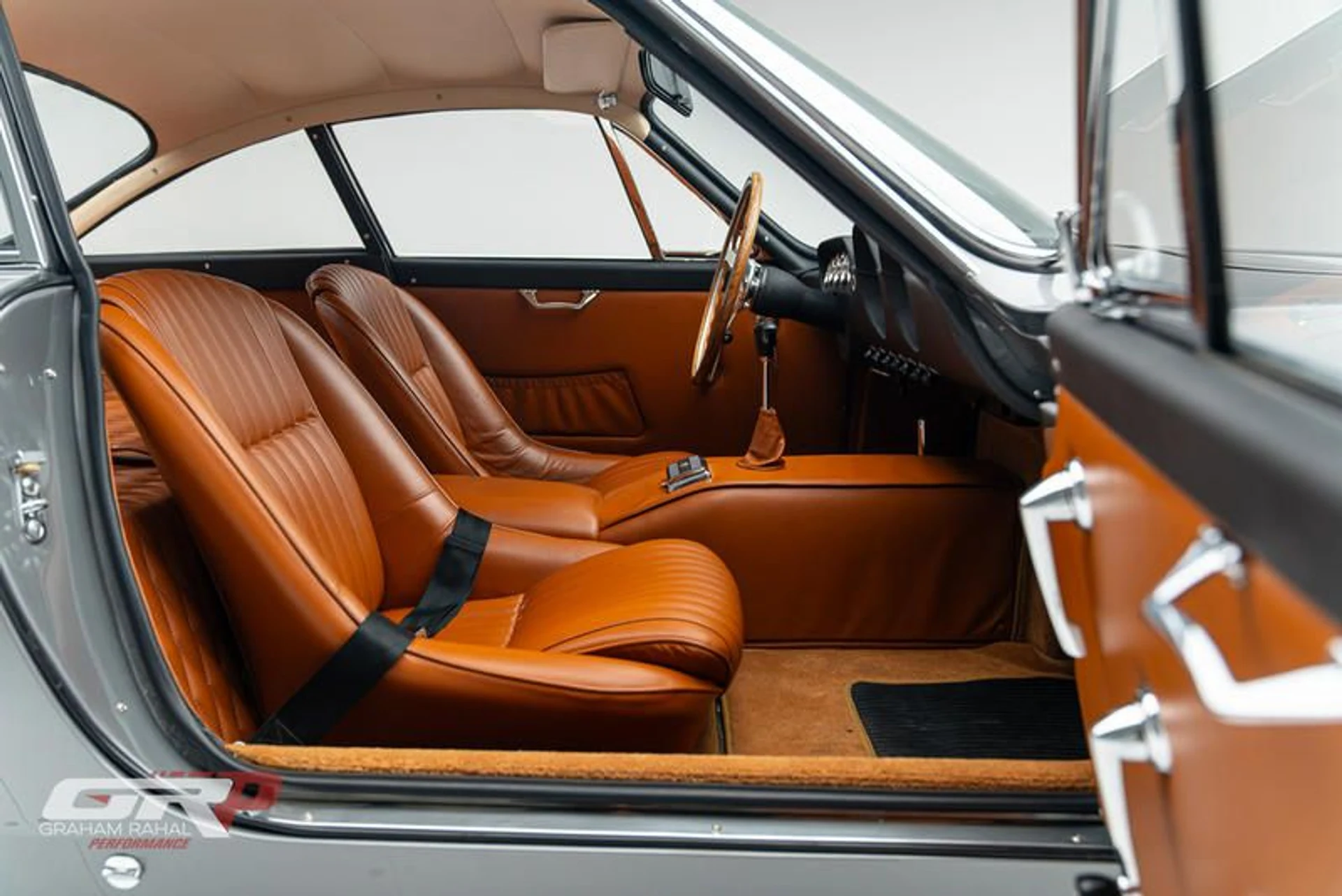 mph041_2490117554_57_D230_B5_40_BE_41_BC_BAE_1_20728_F4_FA_724_6bb69e4825