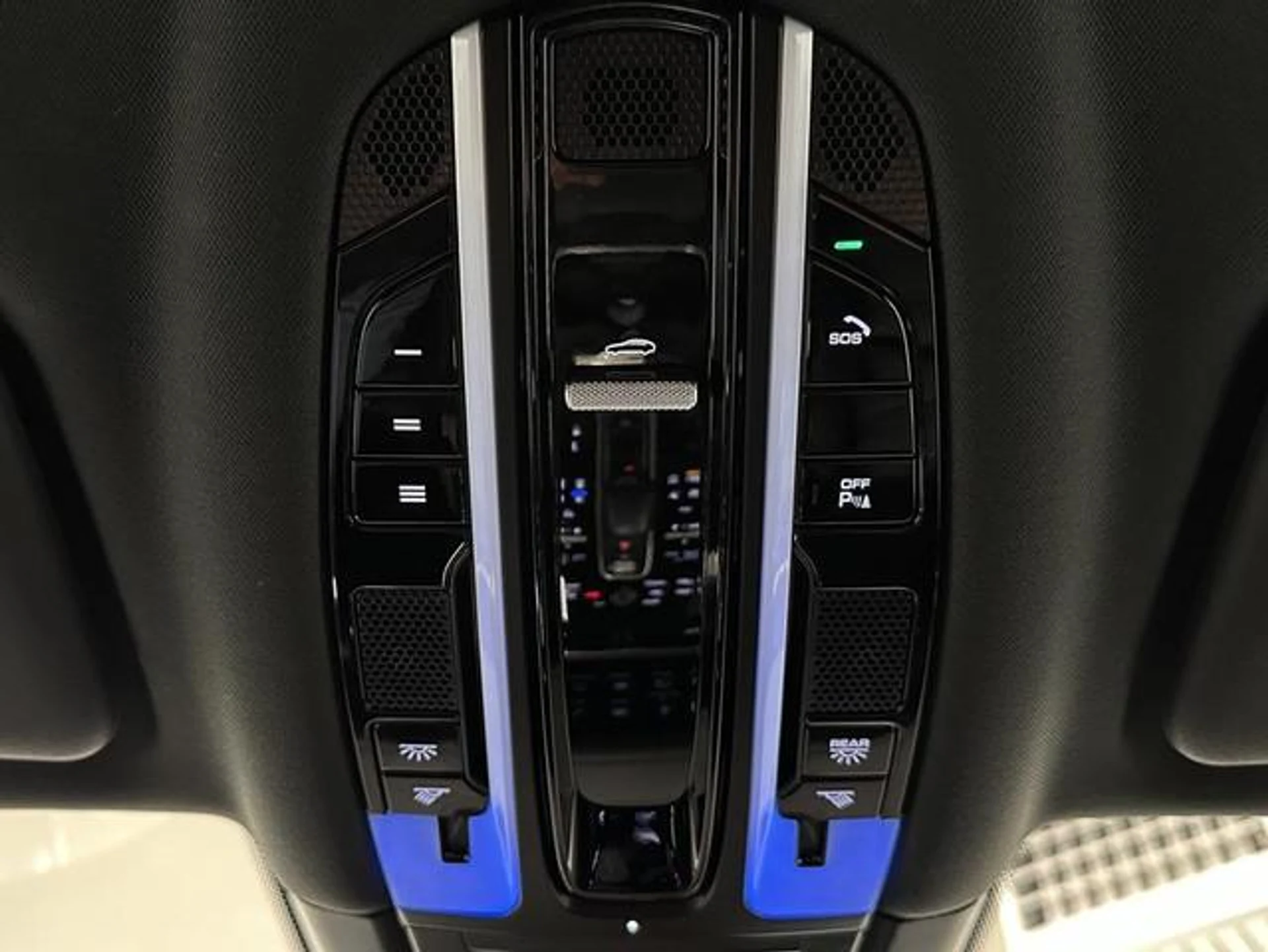 mph041_249098250_Wh9_m_XGL_Xmd_Aric_UYK_Fvf_p3bj_M_93232da7a9