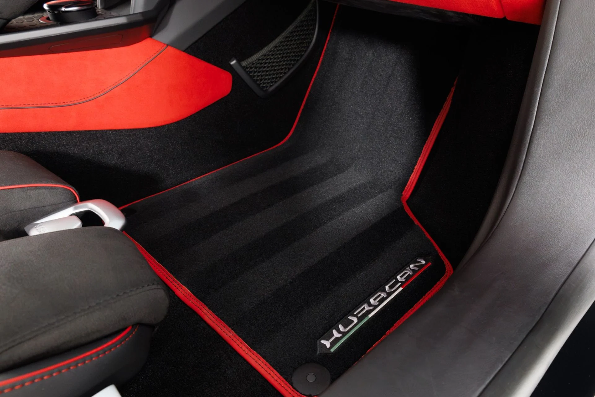 mph041_2500732542_Used_2023_Lamborghini_Huracan_EVO_1790005630_e7b97a5dec