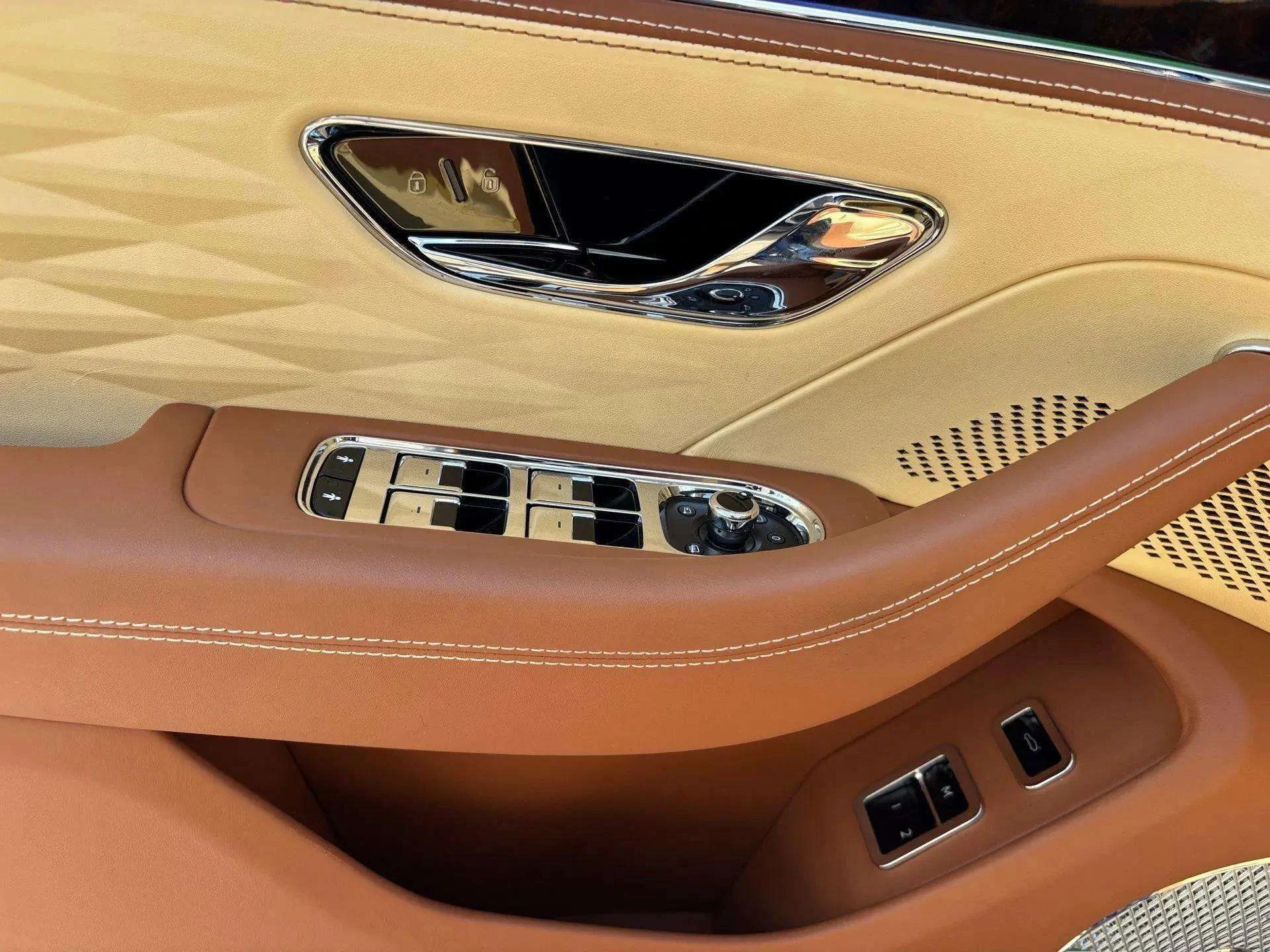 mph041_251248346_c3cb78e101c64fb4a3a30b4594c8b4a6_69f6b39bc3