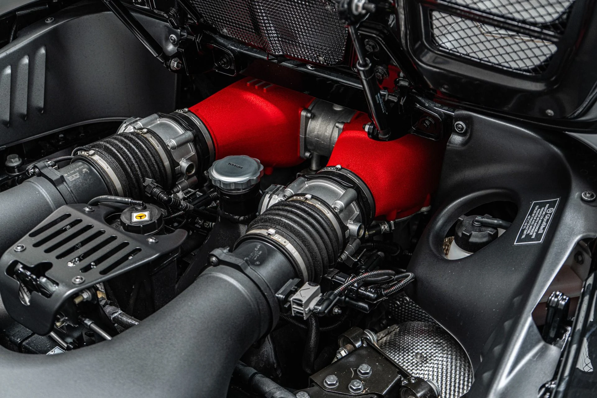 mph041_2545666782_Used_2015_Ferrari_458_Spider_Very_Low_Miles_Exceptional_Condition_Collector_Grade_1787780894_e40fa2cb4f