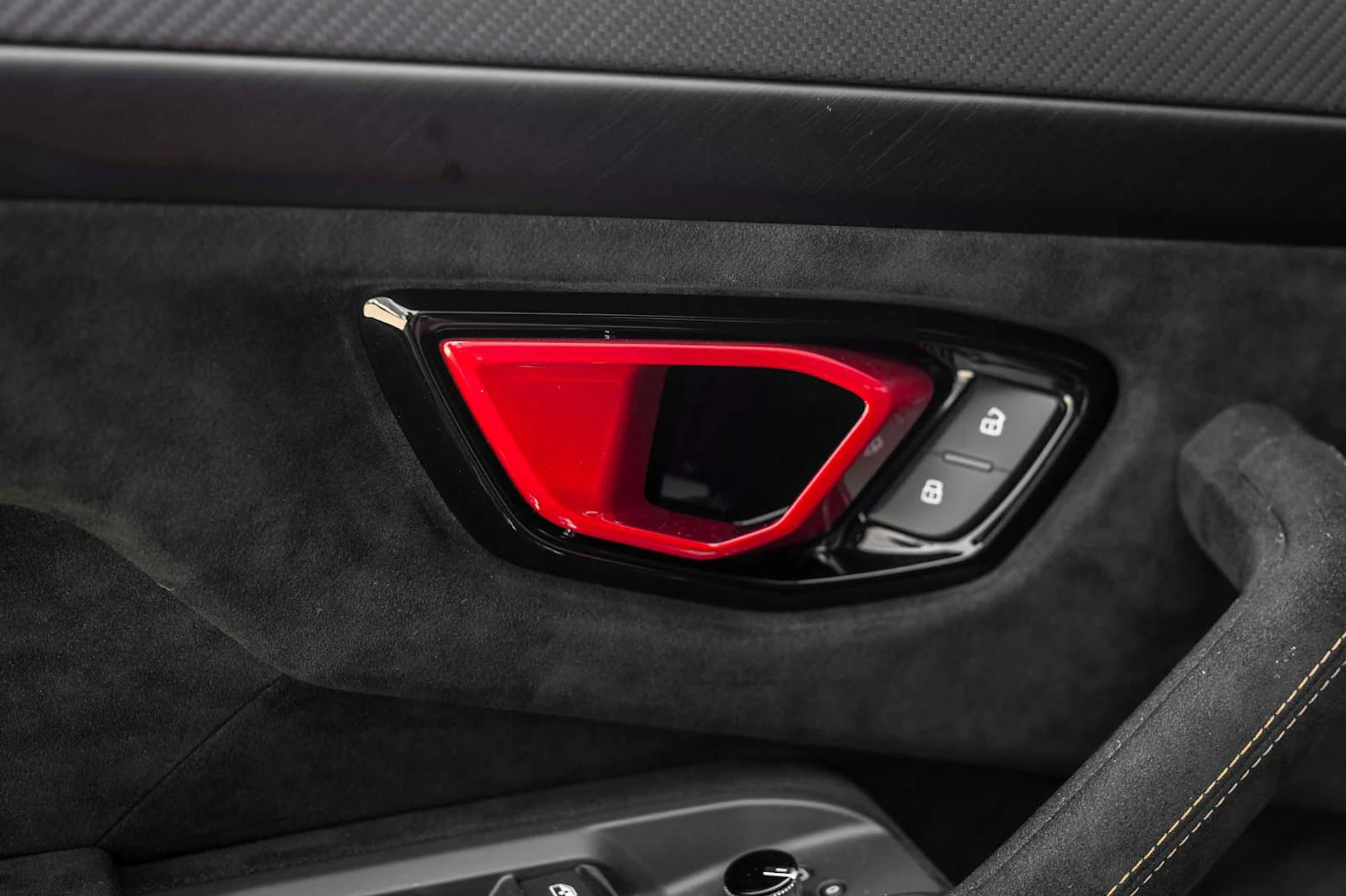 mph041_25544139_391070c2ddd3c64a477acf53eace13dax_8d0d1bf138