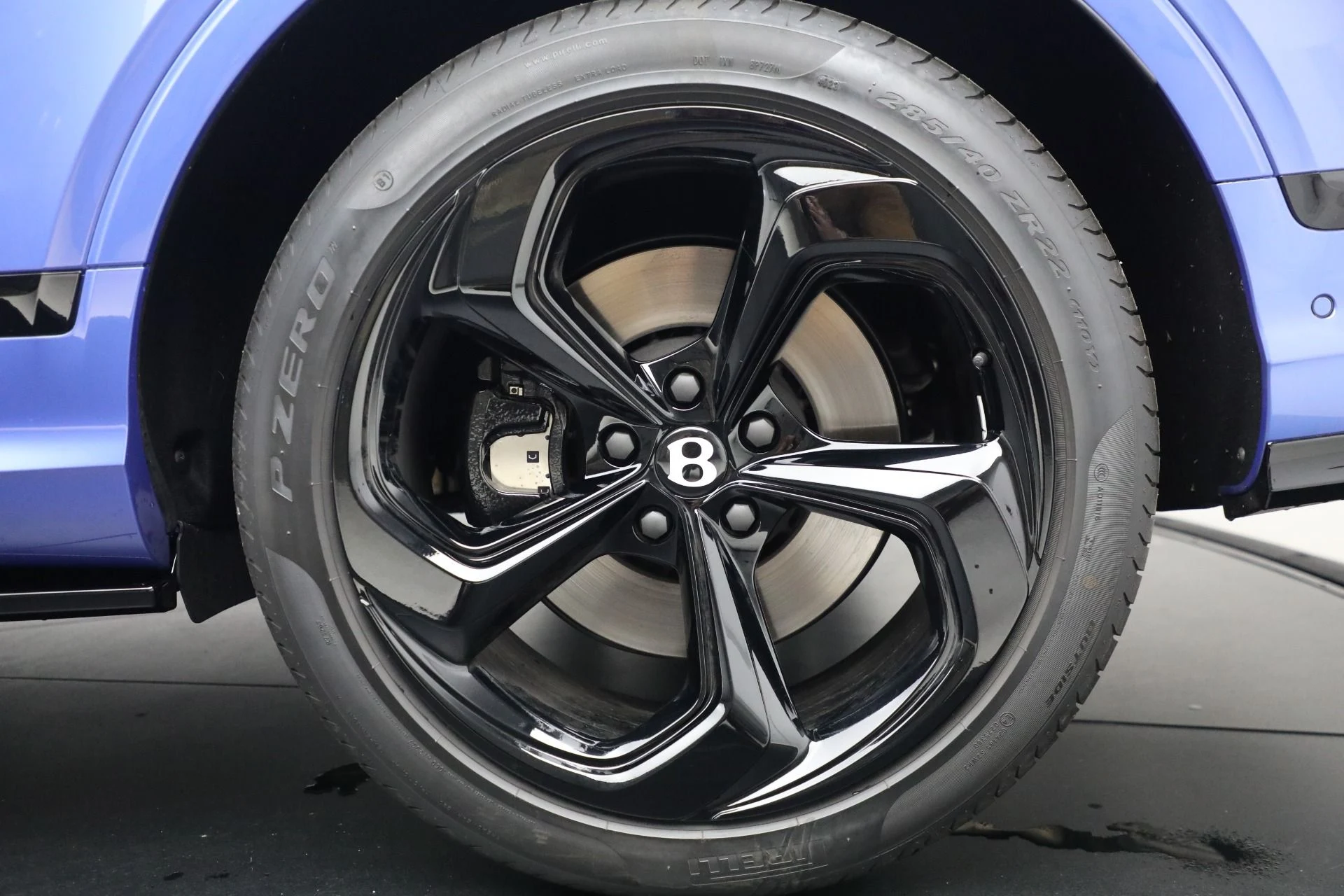 mph041_2563772439_Used_2024_Bentley_Bentayga_S_V8_2abe329fc1