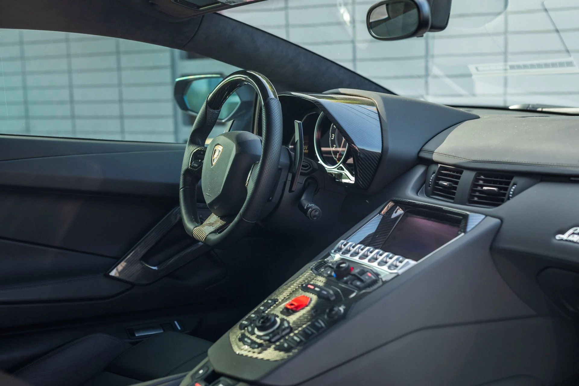 mph041_2567930427_Used_2014_Lamborghini_Aventador_LP_700_4_1776699950_4aed7800cb