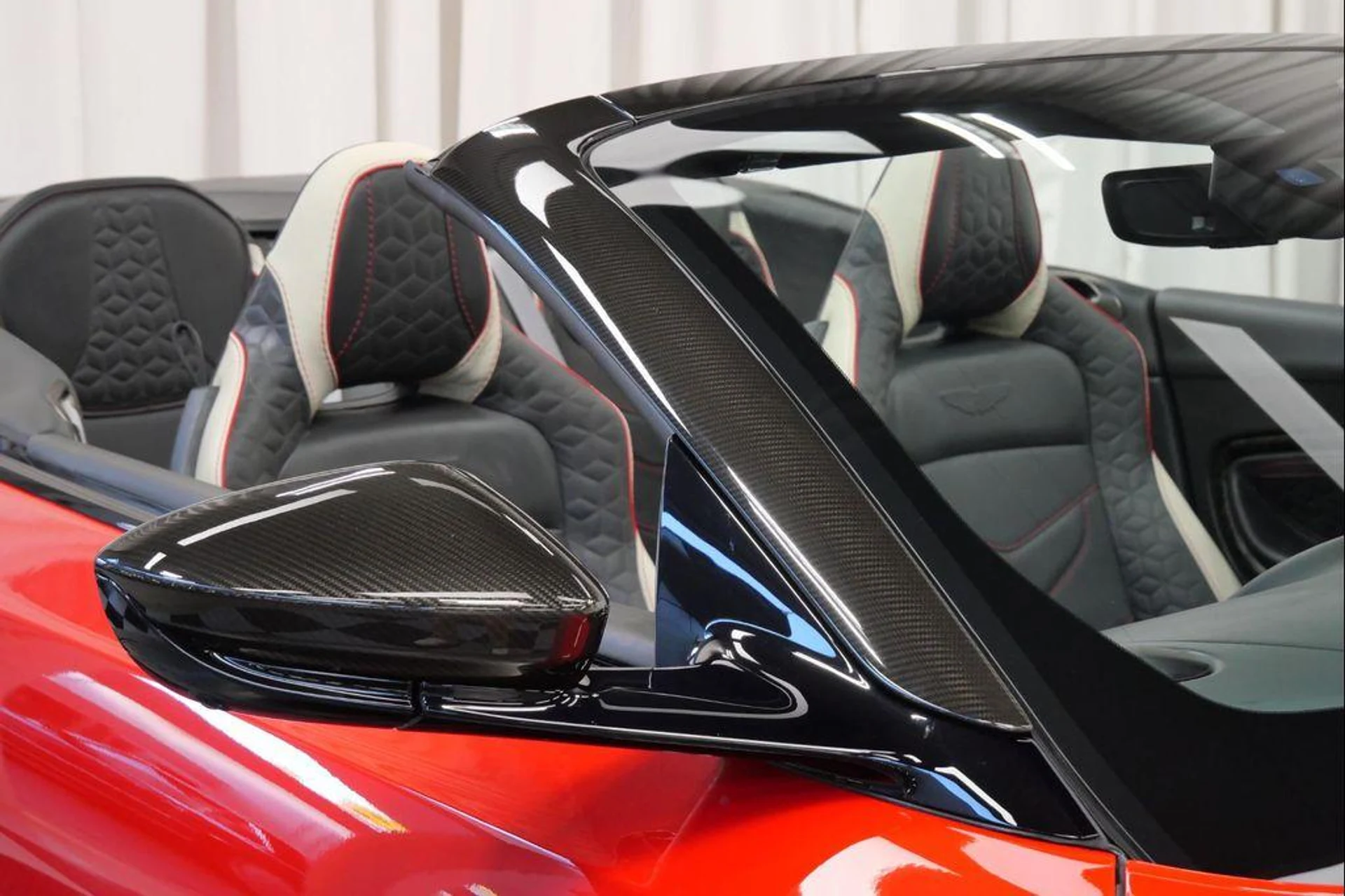 mph041_2568365927_kioz_Fw_X4_BF_Us_Cy_Y5_NEMYPFK_Ysk0_369e1ec1bf