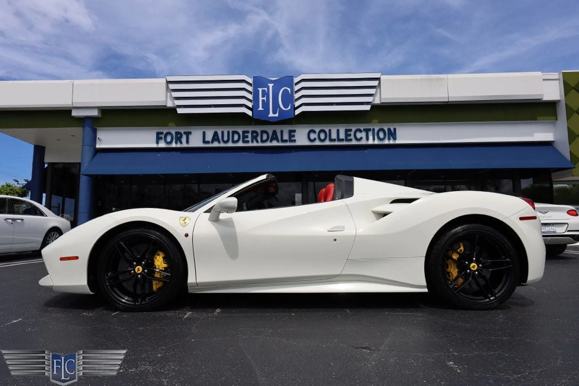 mph041_257603662_used_2017_ferrari_488_spider_convertible_6305_22875072_42_1024_322e6b0265