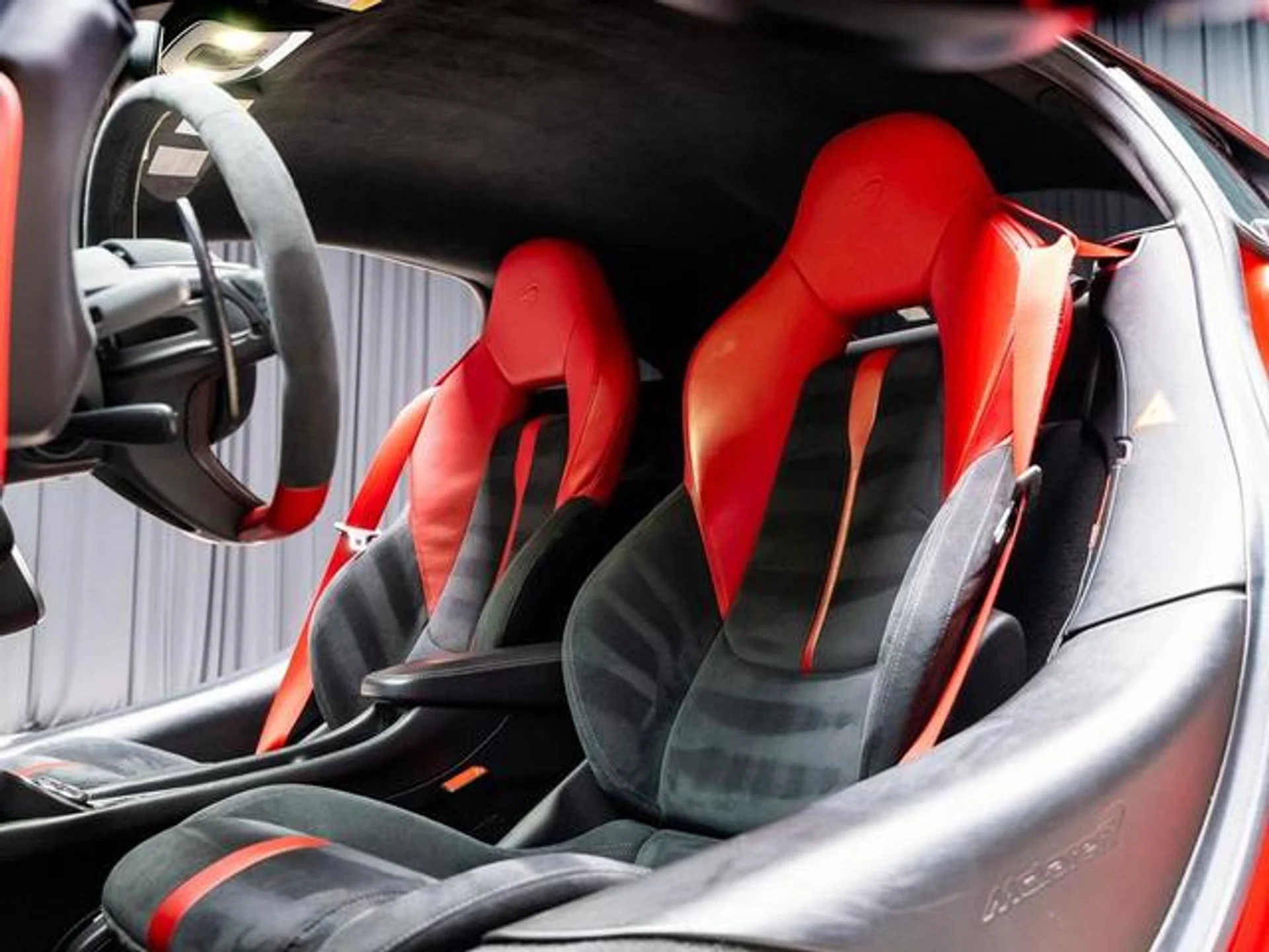 mph041_2576301891_l_P0_AB_Cl_Jd_Mp_D0_Ct_I94_CRWU_8_GMQ_8_db6c2ac4f6