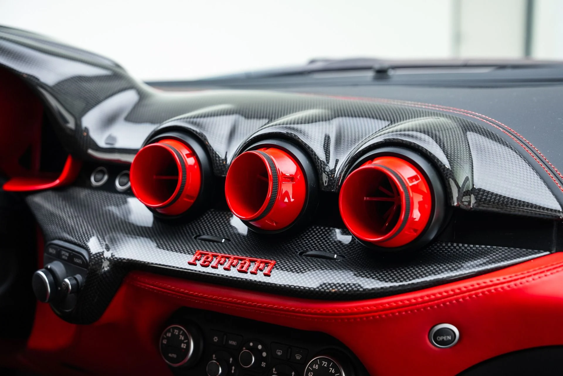 mph041_2578316191_Used_2016_Ferrari_F12berlinetta_1765305970_253246b688