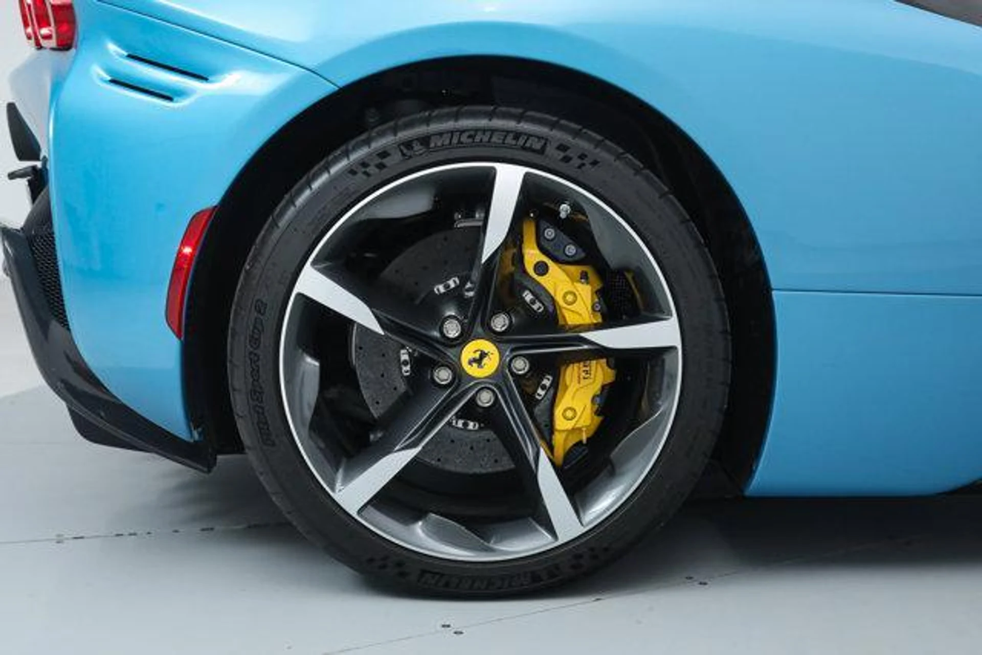 mph041_2584127581_FJF_Cl6x_VQ_x_S1o_NG_ZU_Yw5y4_Xo_61285d8922