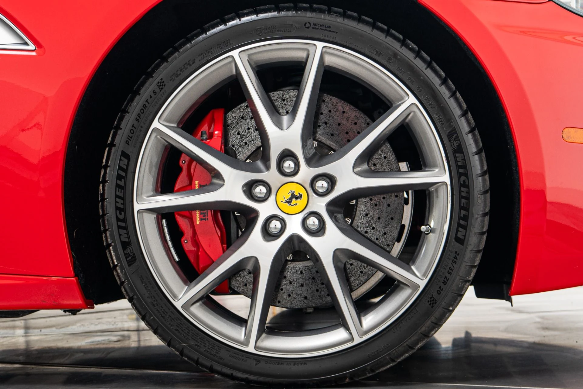 mph041_2595069286_Used_2013_Ferrari_California_Low_Miles_Daytona_Seats_Forged_Wheels_1776872809_418cbce19e