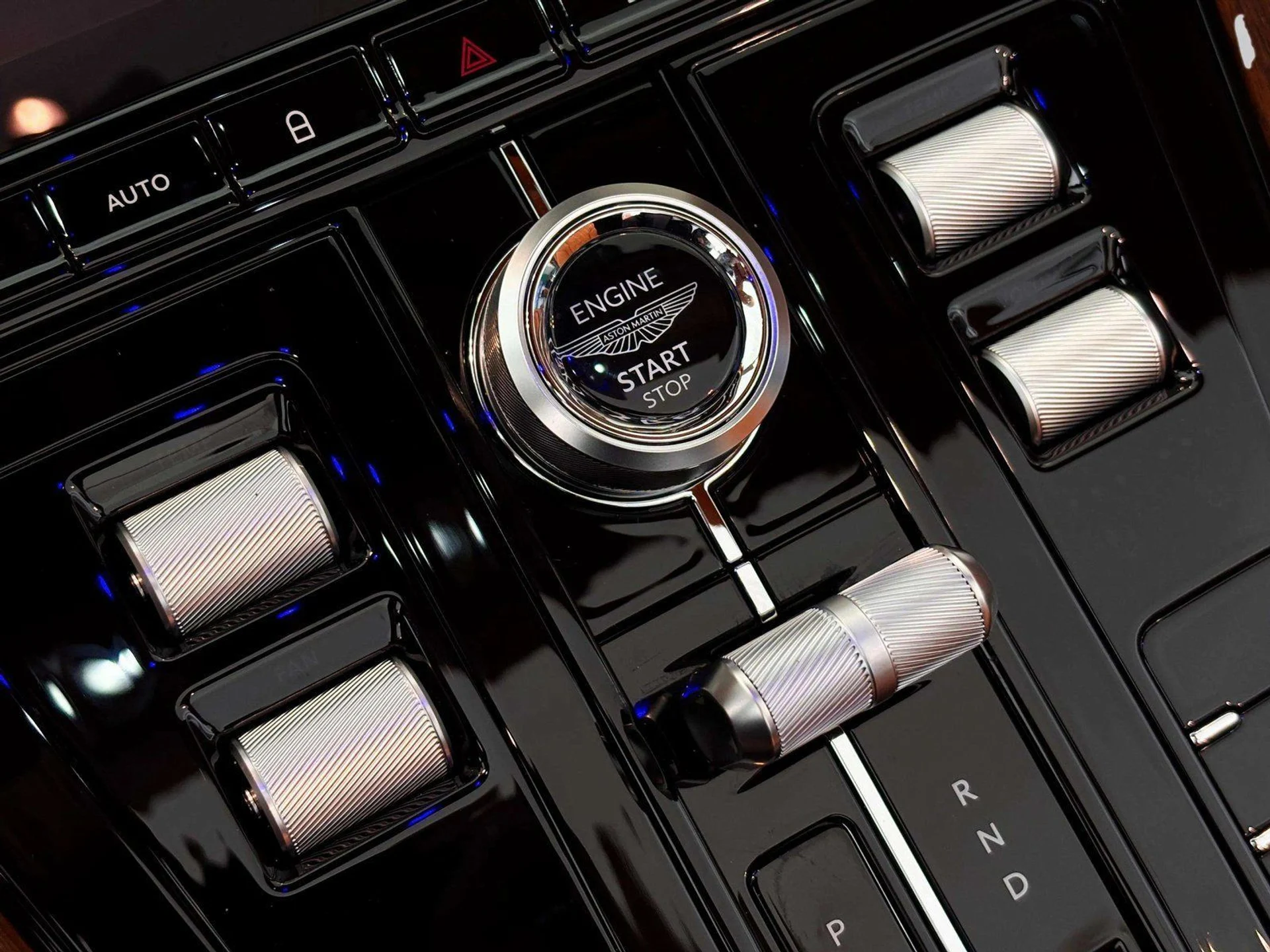 mph041_260233331_a7926521_3f0f_4420_835b_ae40477445eb_89aada5cbf