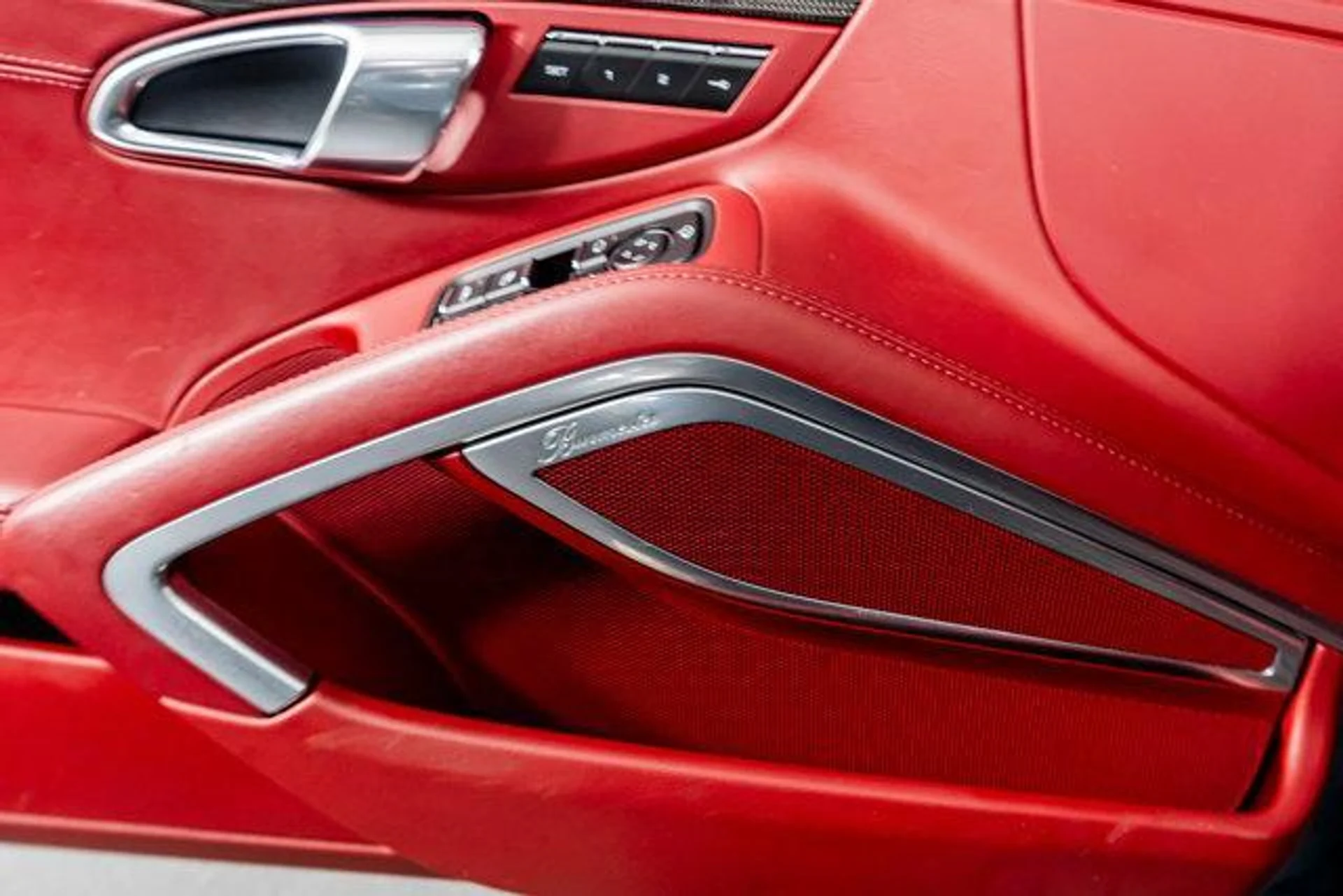 mph041_2617971530_4tz_Ex_L_Fa_R_Muo0_G8_Sx_Z5iqas_Gp_Ic_9ed99b3447