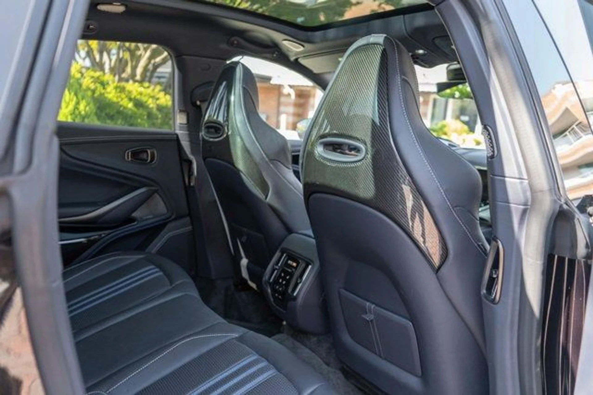 mph041_2627975503_42_6551bb84f2