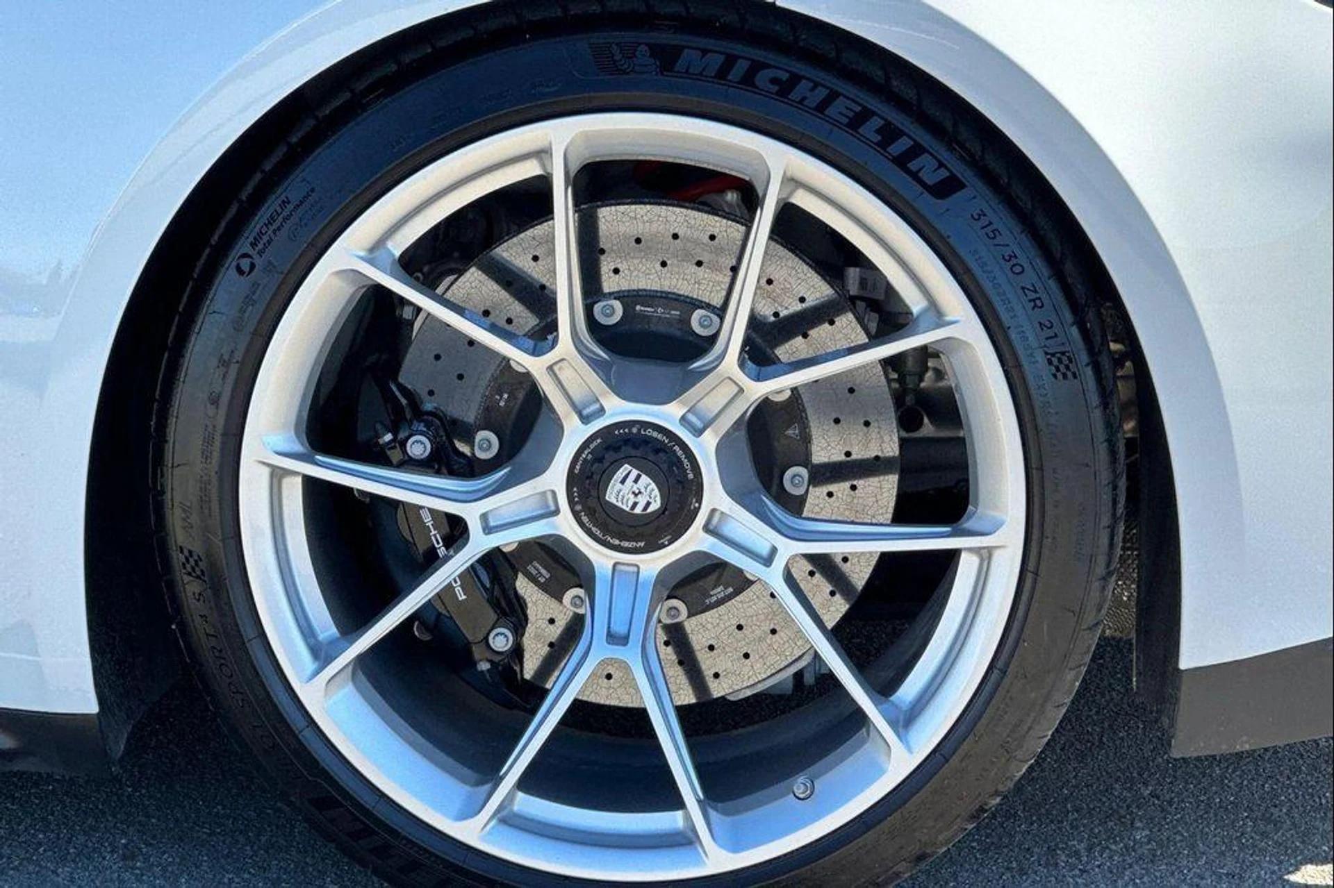 mph041_2631535814_dt83_J_Os33_Q_Hss2bo1q_L6_K9_T1h4g_139f6f4a36