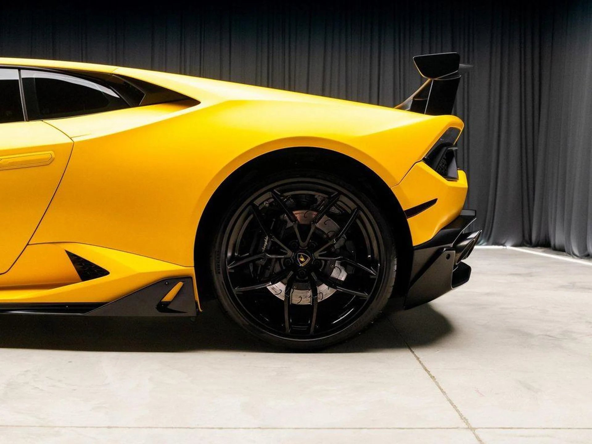 mph041_2634993148_Lg_YG_Rzr_Uugy1x0_R5_Lh9vg9_Khx8_1f4c923960