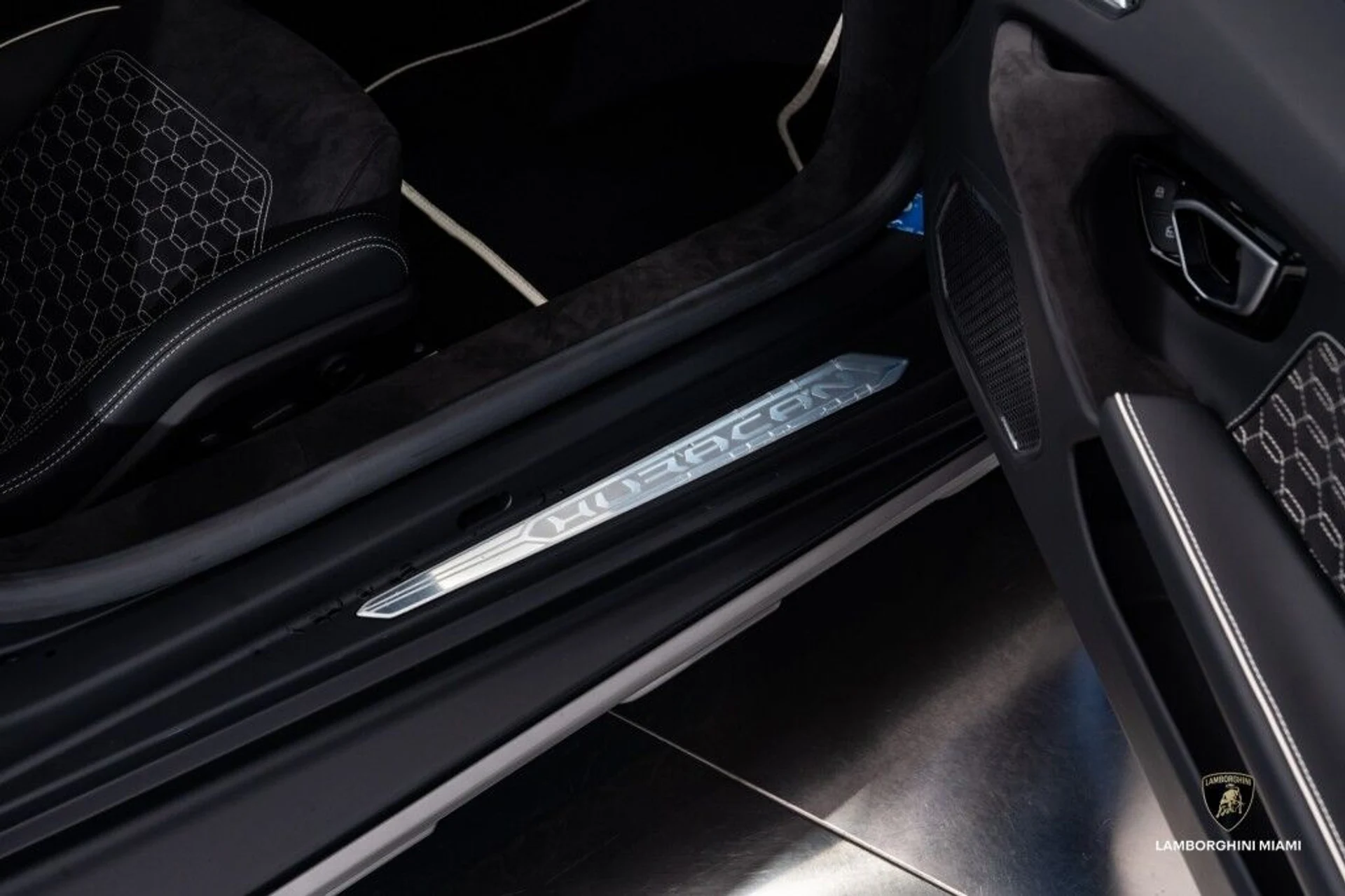 mph041_2653471701_e0bcd6a60b2d0b69737a6bc187cac646_0e43d7bcb7