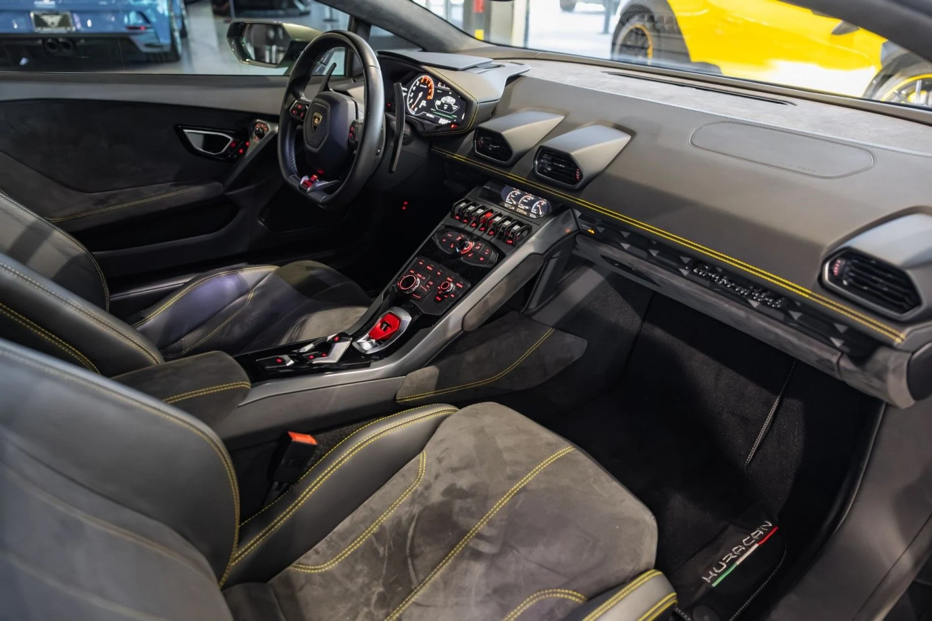 mph041_2669090030_q_Q_62a81c1816