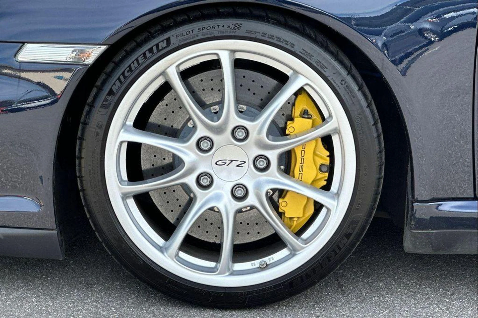 mph041_2677605279_x_Qb9uk_XW_3_Fy_R_Rbf946_Lof_I_Gd_EI_d279c0cff6