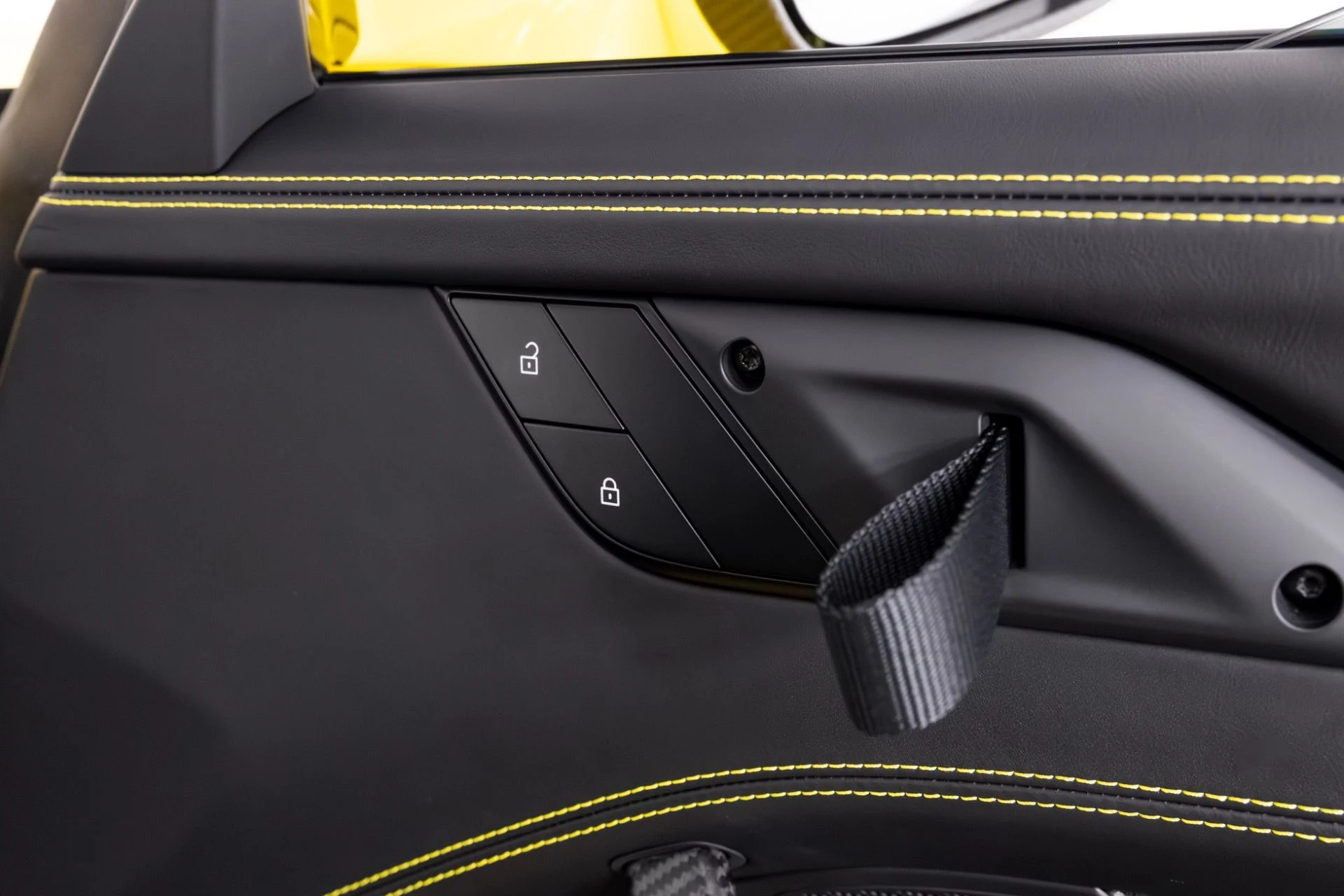 mph041_2685350310_Used_2024_Porsche_911_GT_3_RS_1770767540_f88eadbf95