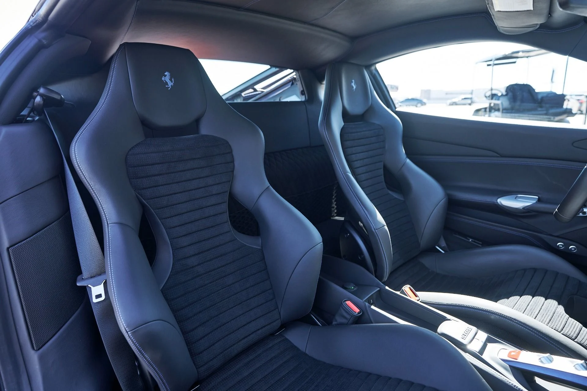 mph041_2686358160_Used_2018_Ferrari_488_GTB_Base_1759871580_266283297d