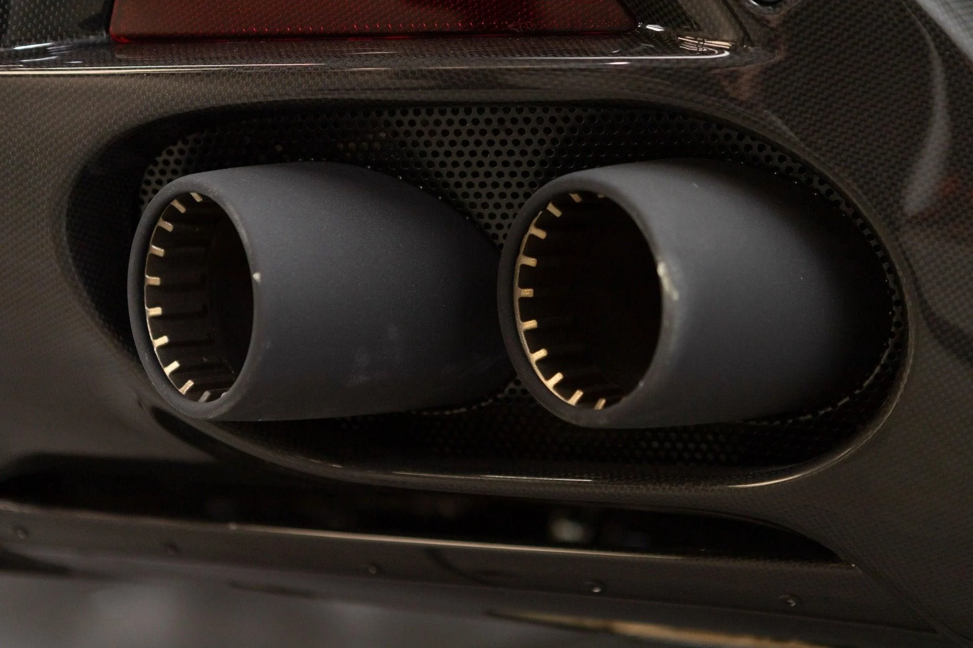 mph041_2698546057_Used_2024_Ferrari_Roma_Spider_1777367378_e11b186c0f