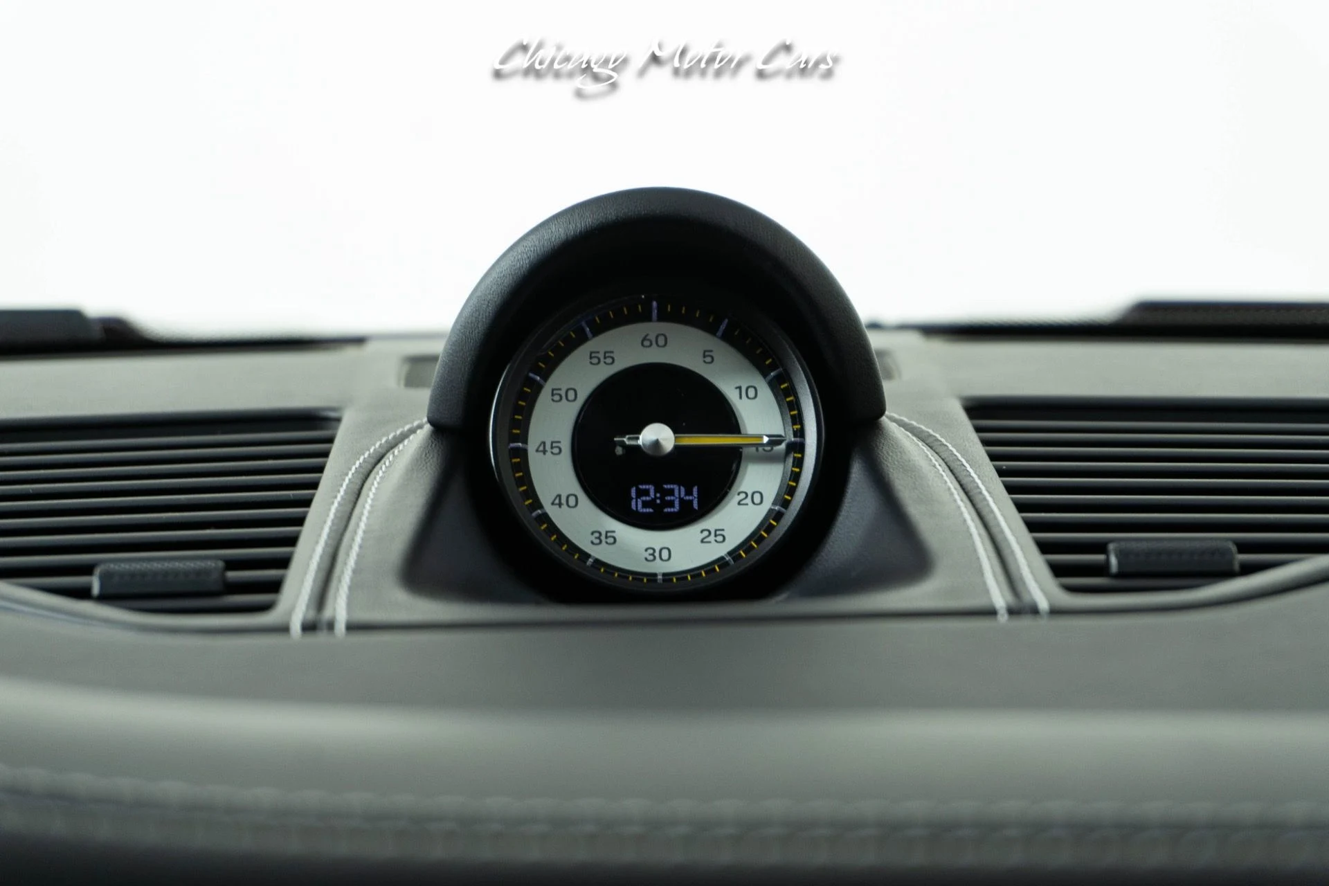 mph041_2700322433_12938_p42_l_d35bf649e0