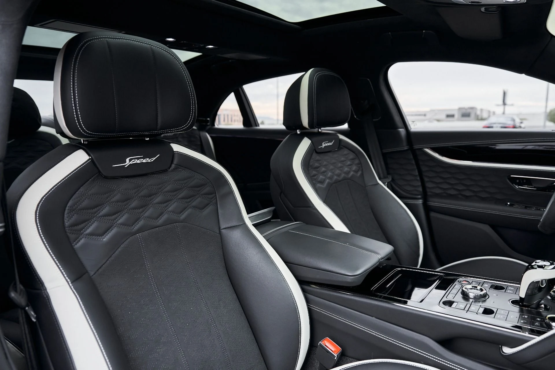 mph041_2702759583_Used_2025_Bentley_Flying_Spur_Speed_1769137089_a7f581b085