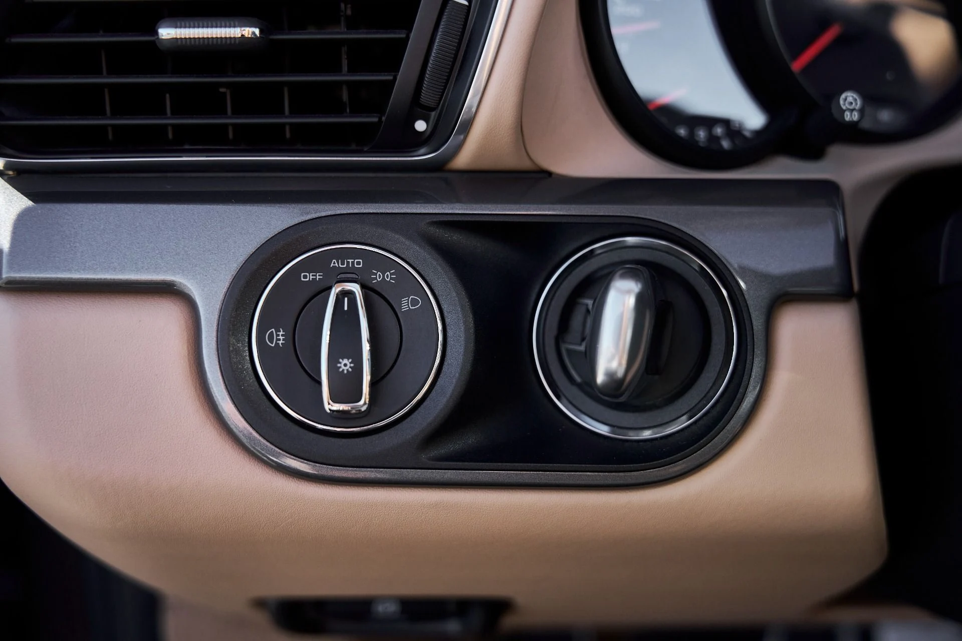 mph041_271422835_Used_2015_Porsche_911_Carrera_S_1768869396_e8f55961c9