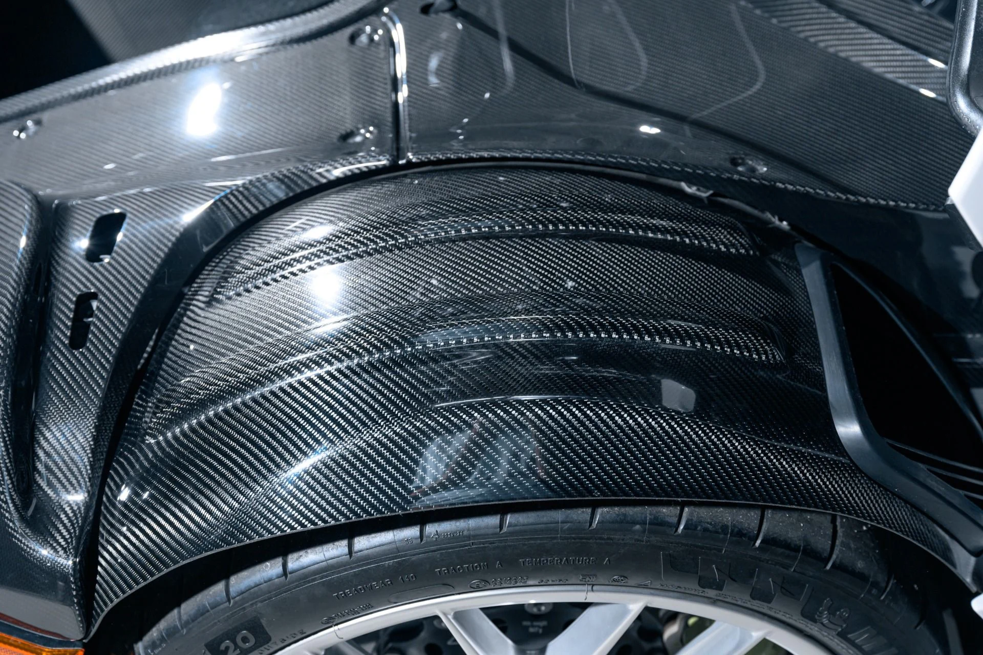 mph041_2716790456_12440_p42_l_5186a132c8