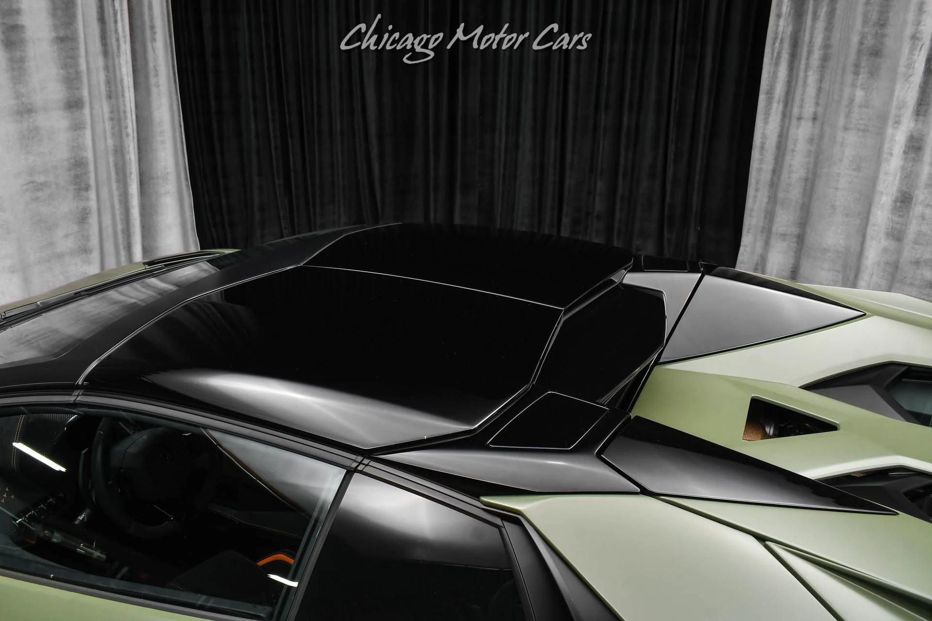 mph041_2716802993_13015_p42_l_920b39e821