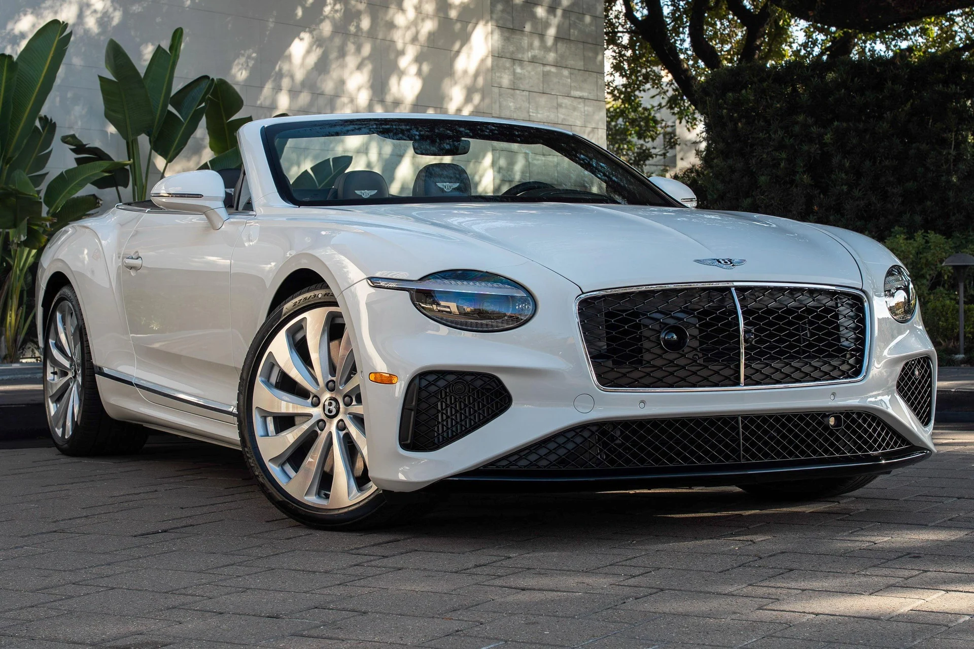 mph041_2723616835_481316811_69687eda447c7a58e8acee60_d605e3e04e