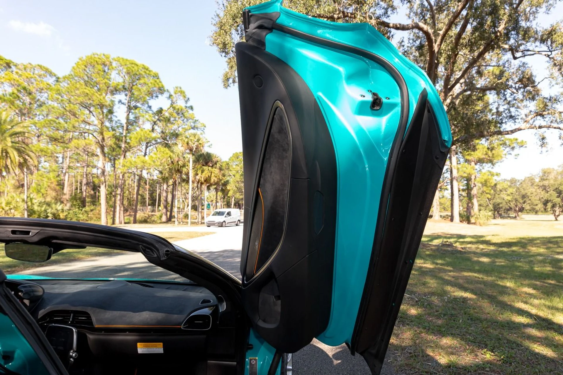 mph041_2724856686_488_p42_l_e401e82244