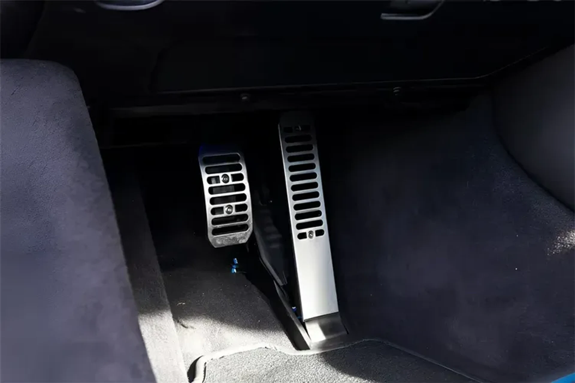 mph041_2732892980_e_Gcr_Ox_Yyrh7kl_Bk_H_med_30aa2f0bc4