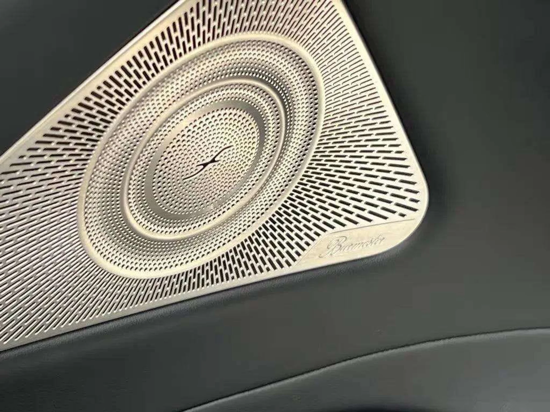 mph041_2737853807_a9a66d0760d67f97d14144daaeb5eda6x_a013d326af