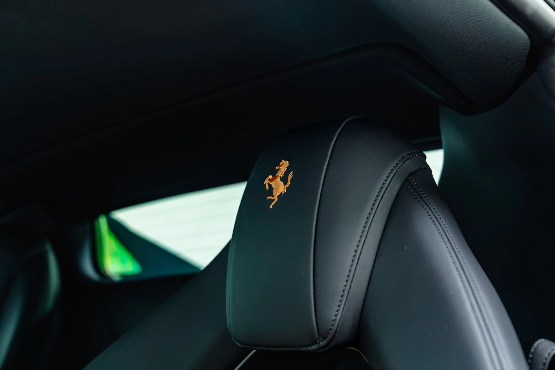 mph041_2744044673_Used_2023_Ferrari_812_GTS_1784738304_14f32a7c56