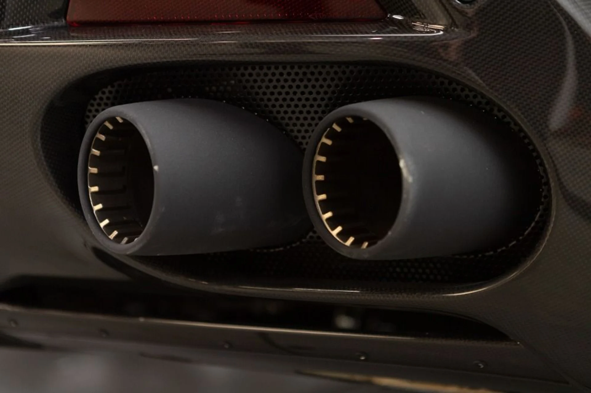 mph041_2764695895_Used_2024_Ferrari_Roma_Spider_0eae343444