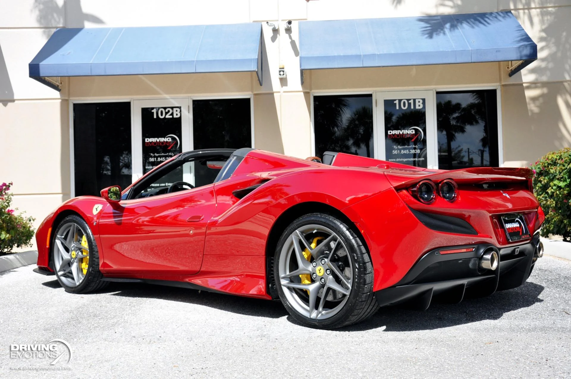 mph041_2765483475_896_p42_l_aab19d92fd