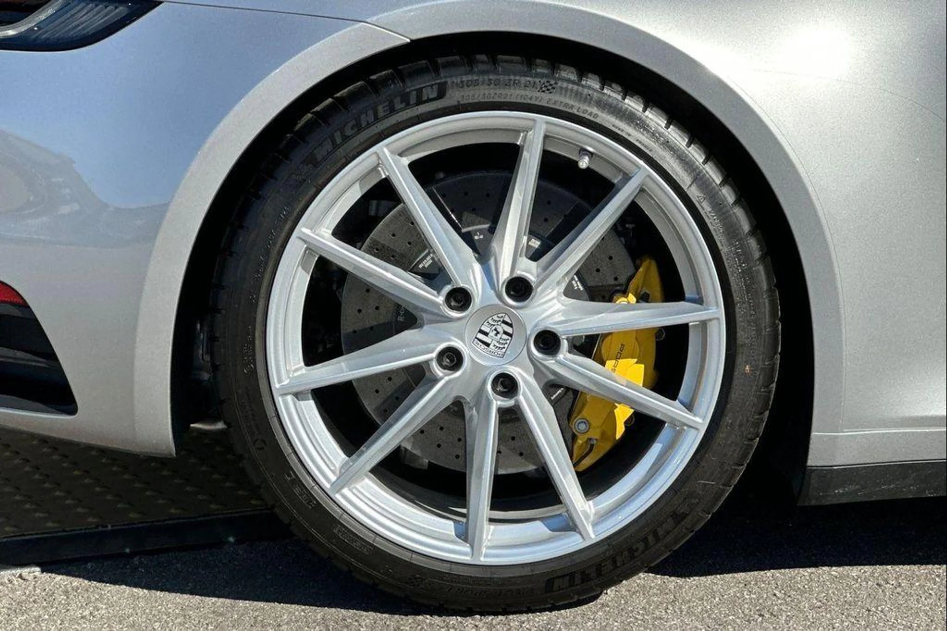 mph041_2765832345_b_GM_4_Ck_El_O4hjo_V2_Ca_Vl_Ml71a_Ox_Y_1b3321e711