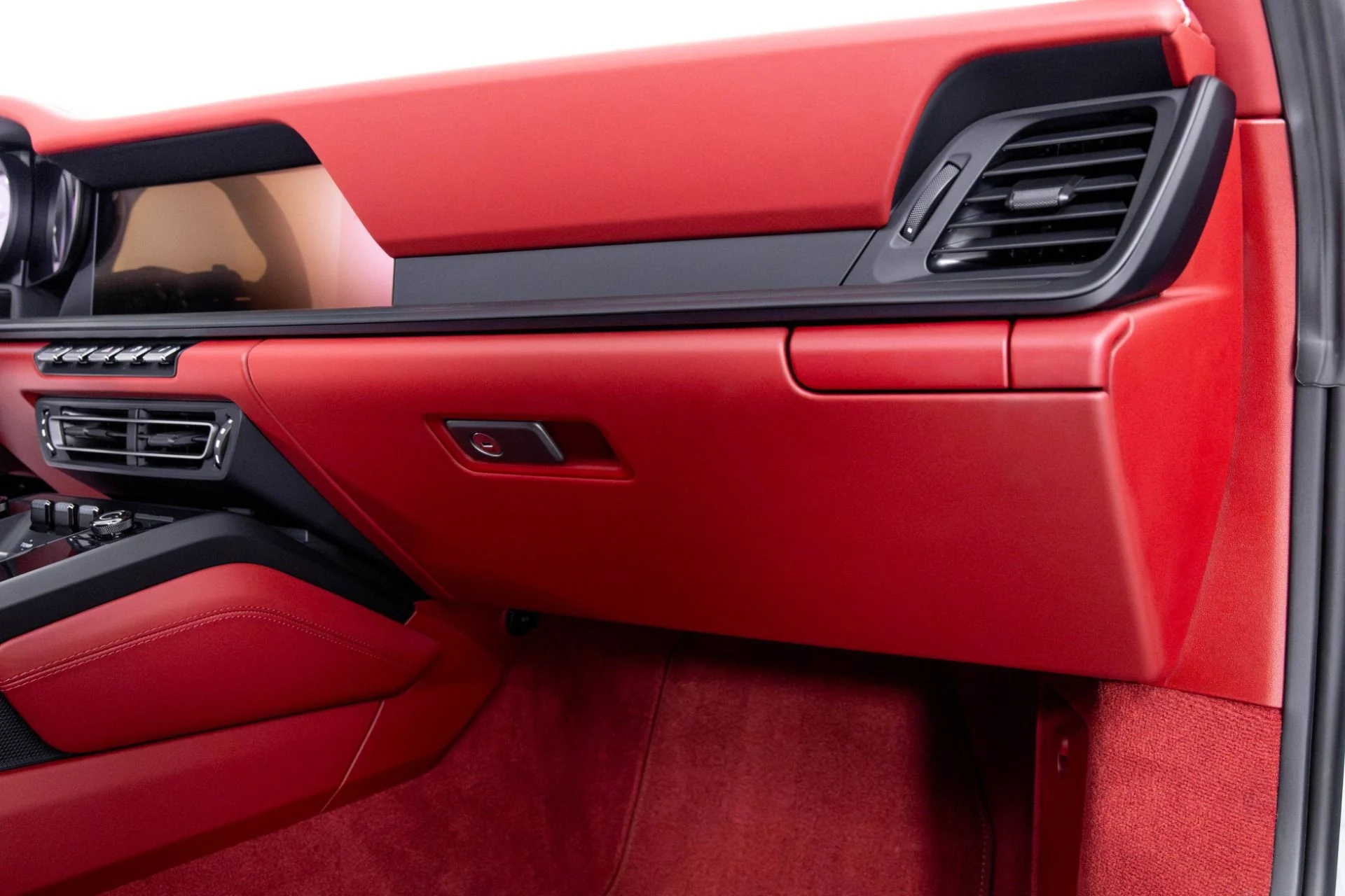 mph041_2768819000_Used_2023_Porsche_911_Targa_4_GTS_1762298447_7a2ecf9c65