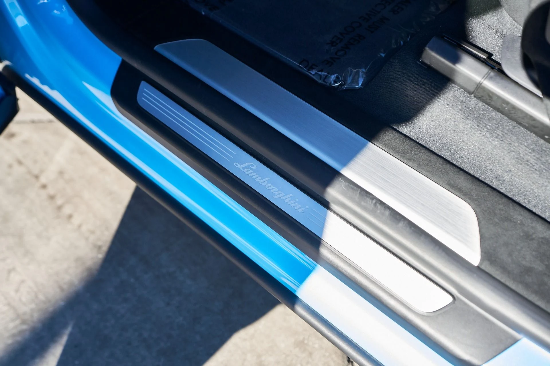 mph041_2769230684_Used_2024_Lamborghini_Urus_Performante_1764957641_00f7a9edb3