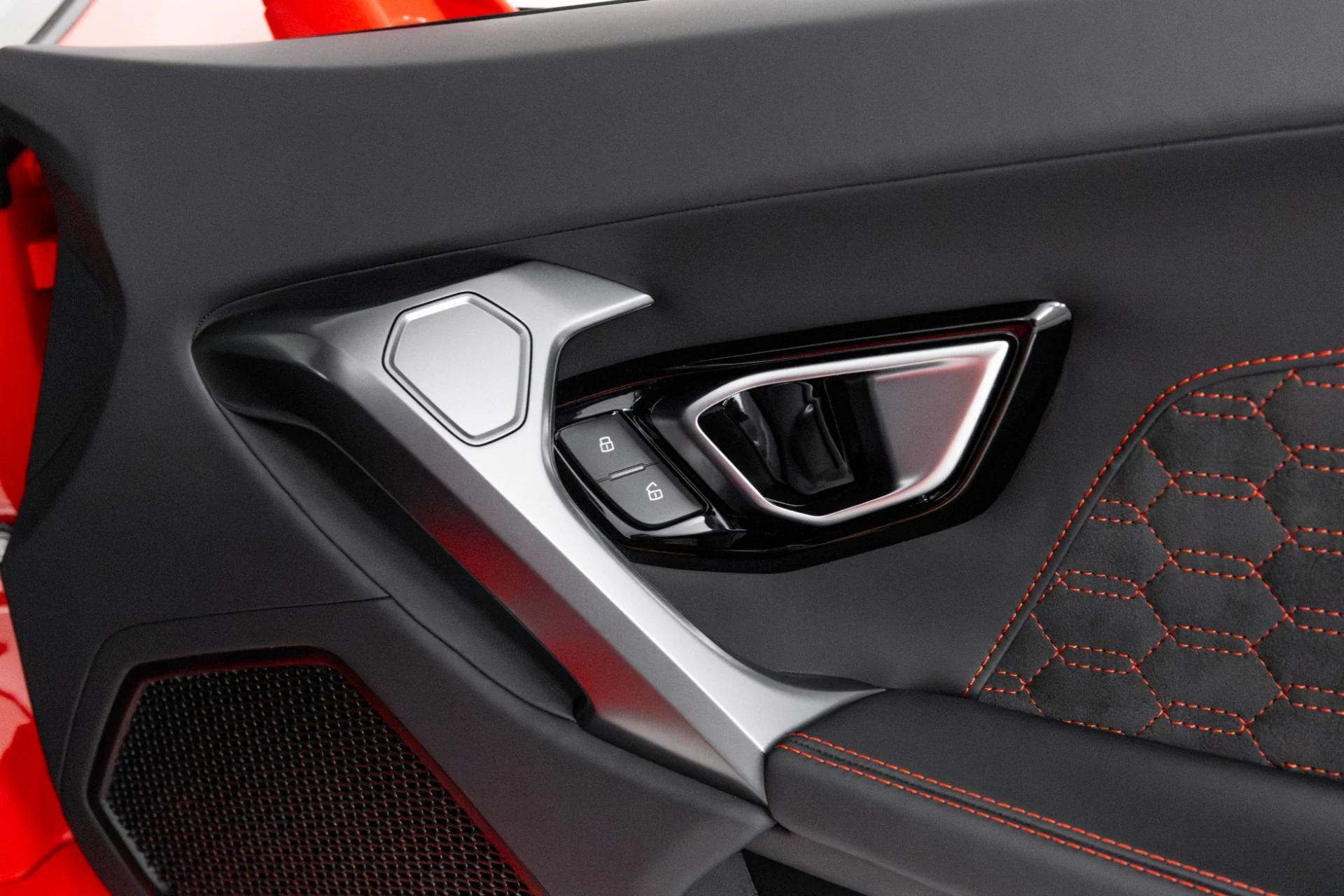 mph041_2777656258_Used_2021_Lamborghini_Huracan_EVO_1762806467_ee574ceff7