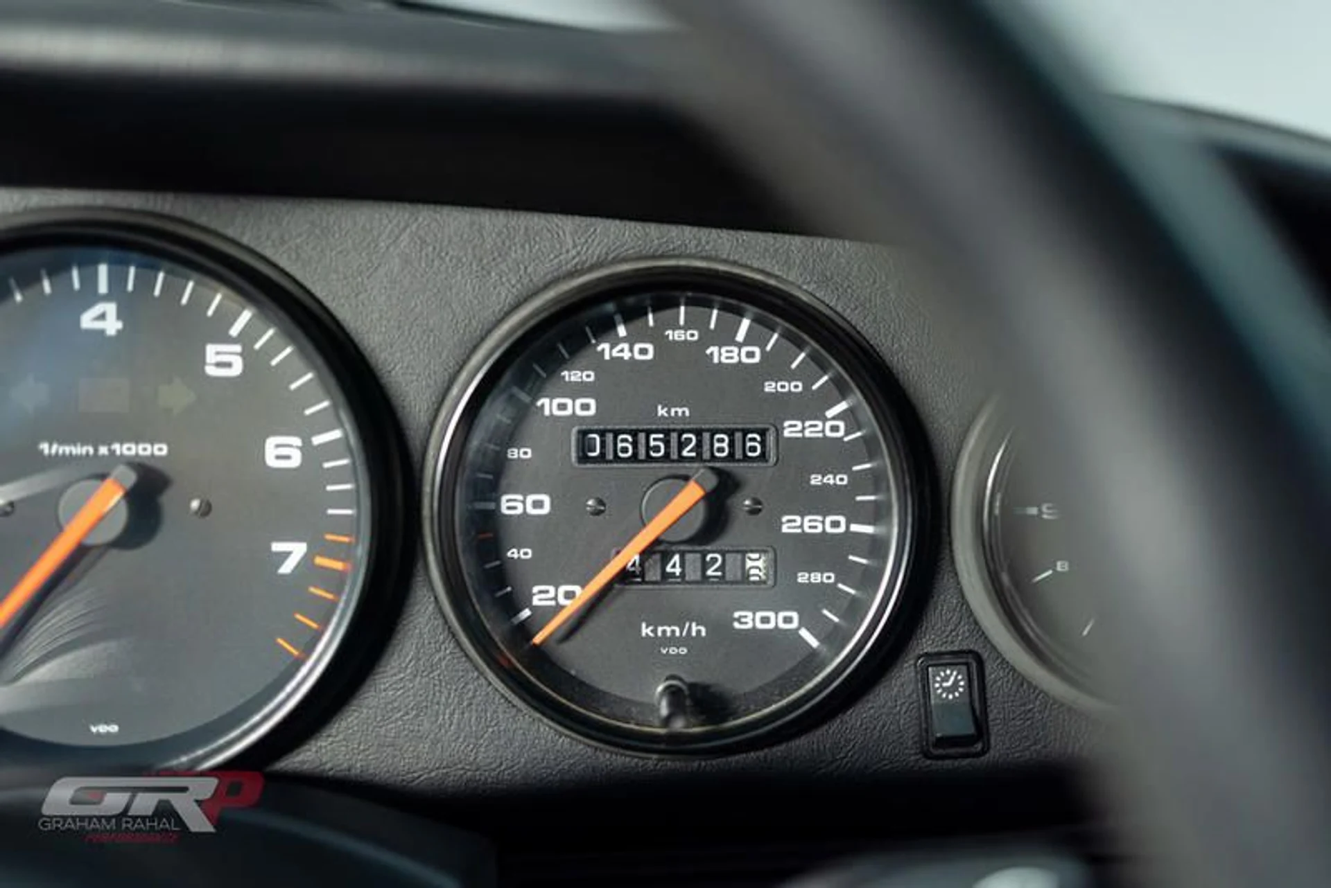 mph041_2778426257_EB_08_BBF_7_9_BA_1_4_B0_C_998_B_337_E10160_C4_E_9c8334886f