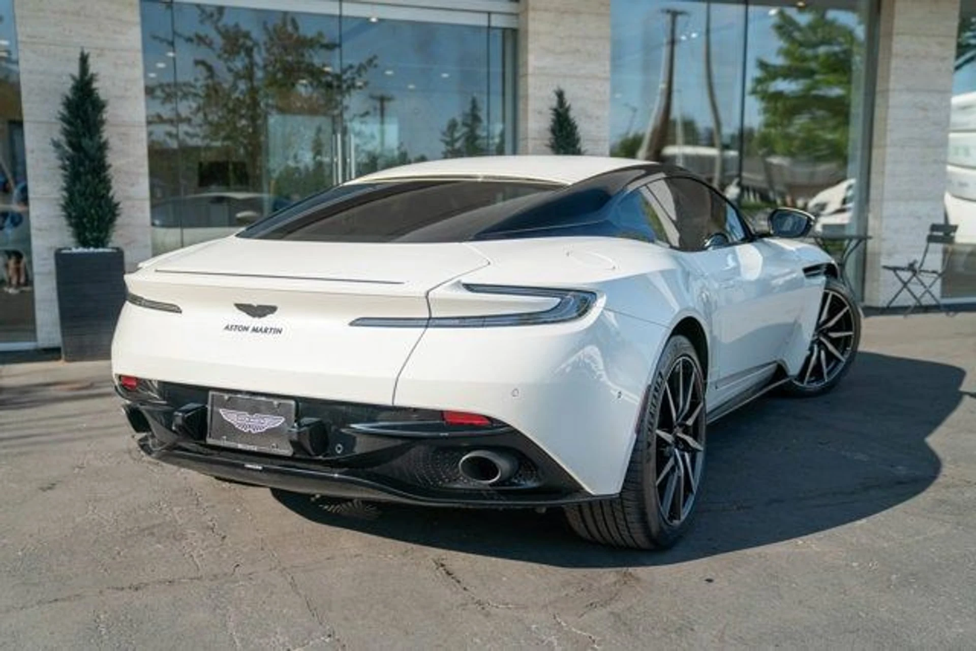 mph041_2792193555_42_3f93ce00b0