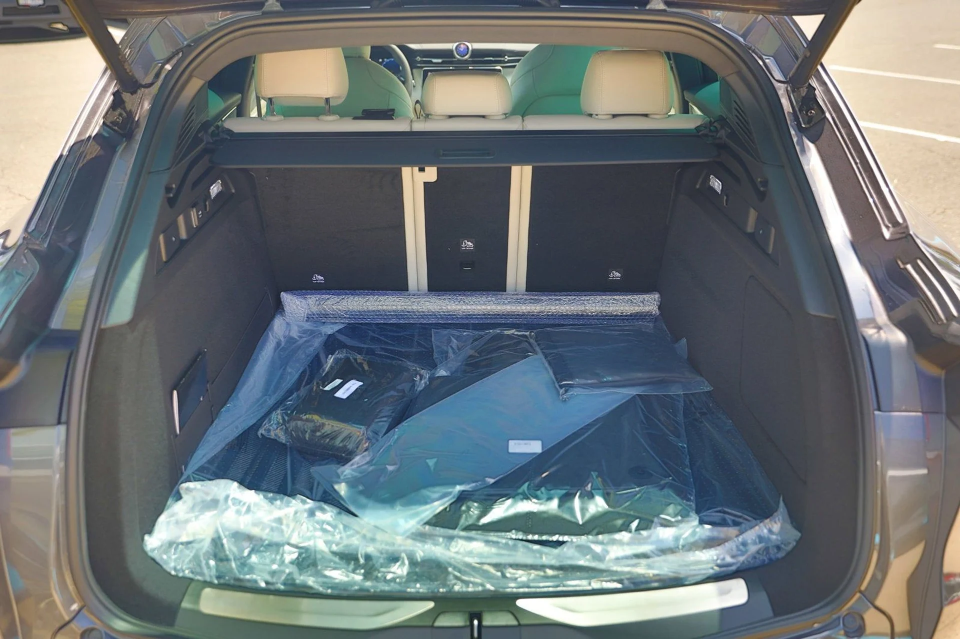 mph041_2794889762_f65372cb03a24a6aaac98e2628ef7b85_12424eed82