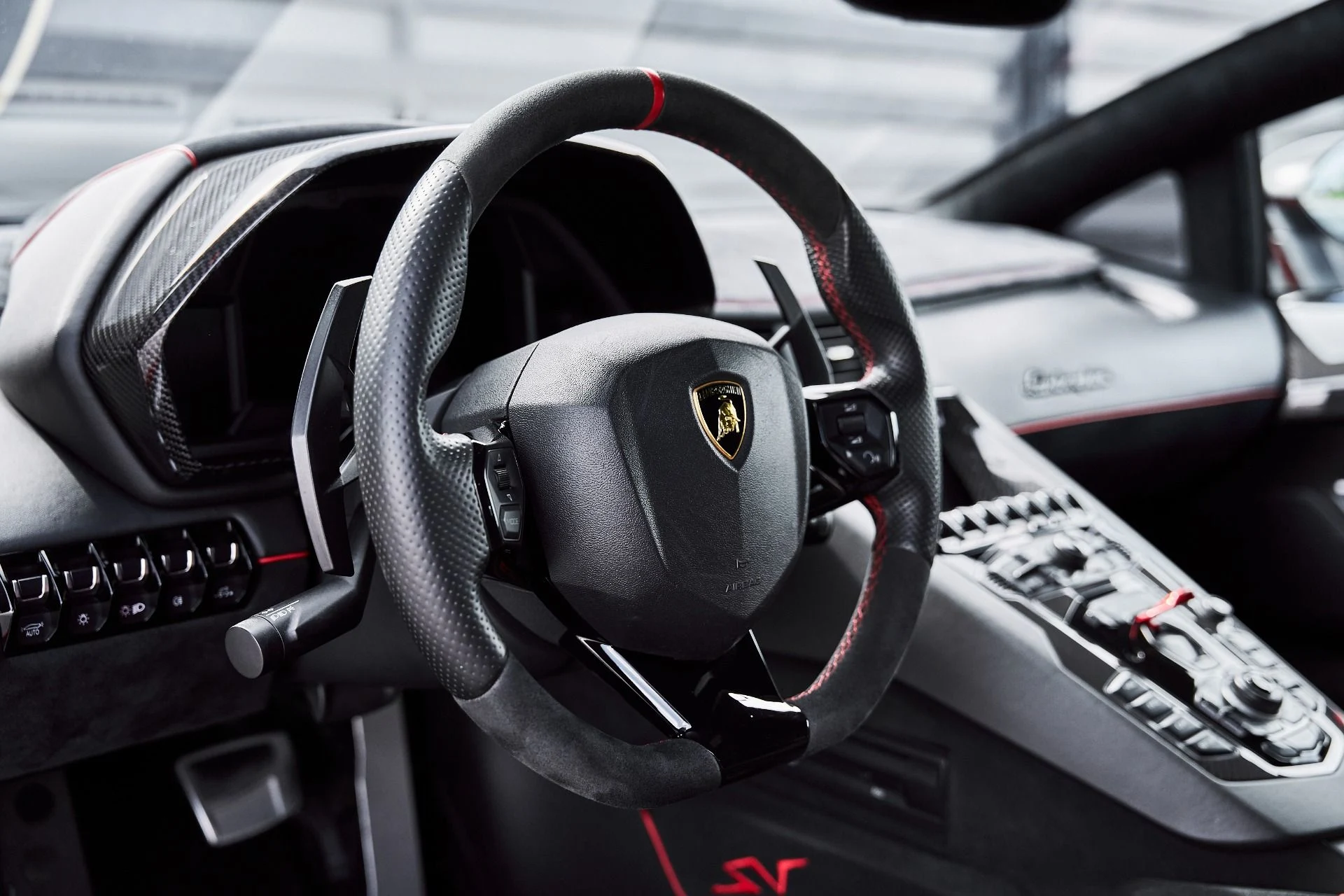 mph041_2824157315_Used_2016_Lamborghini_Aventador_LP_750_4_Super_Veloce_1778088424_58e0669b5e
