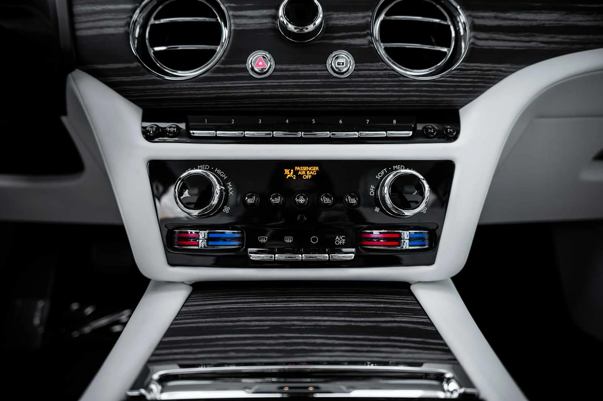 mph041_2855325947_02af83445bd5d91b2ae0cbb49dd01723x_f587046402