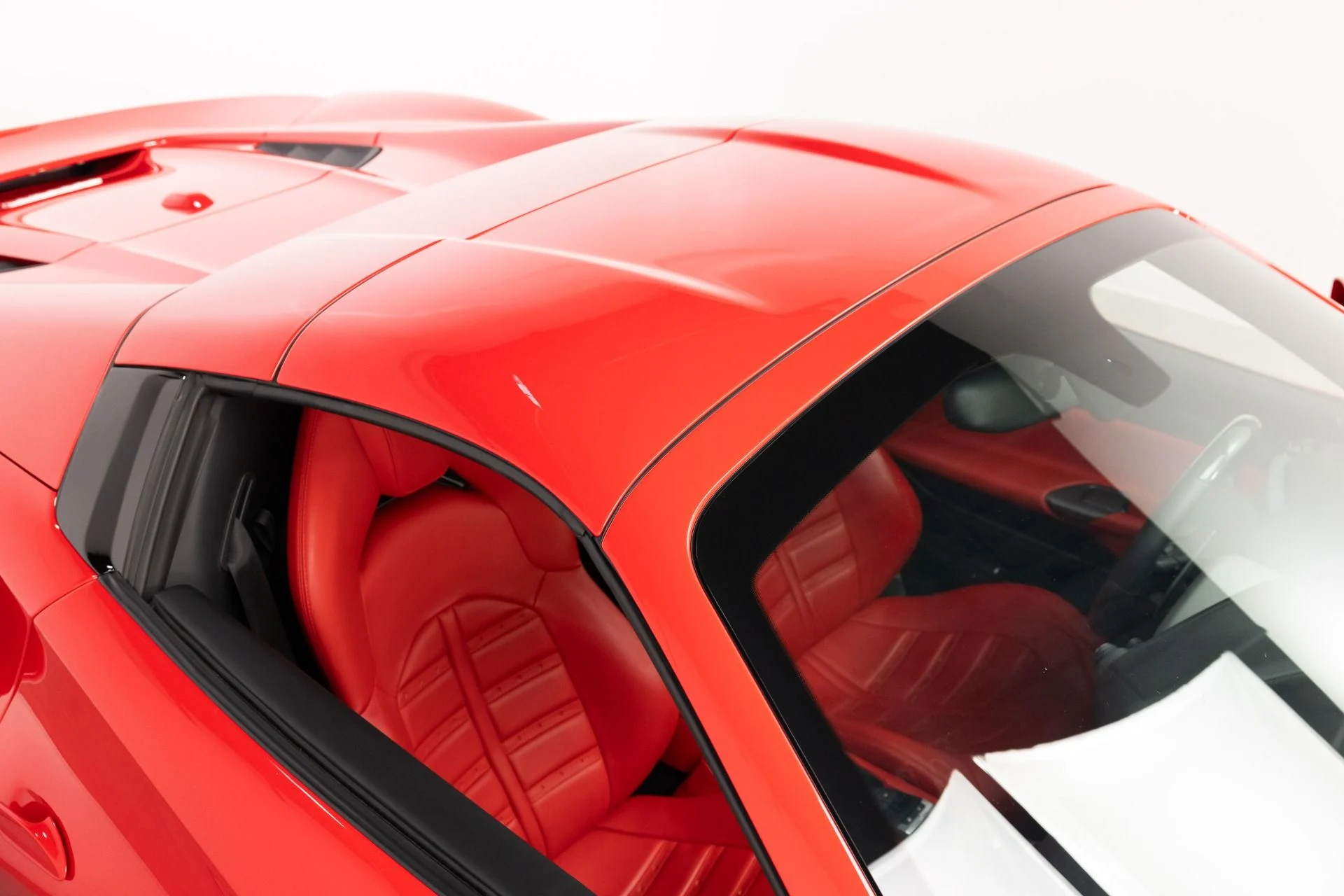 mph041_286587353_Used_2017_Ferrari_488_Spider_1782928038_771c7d7ca4